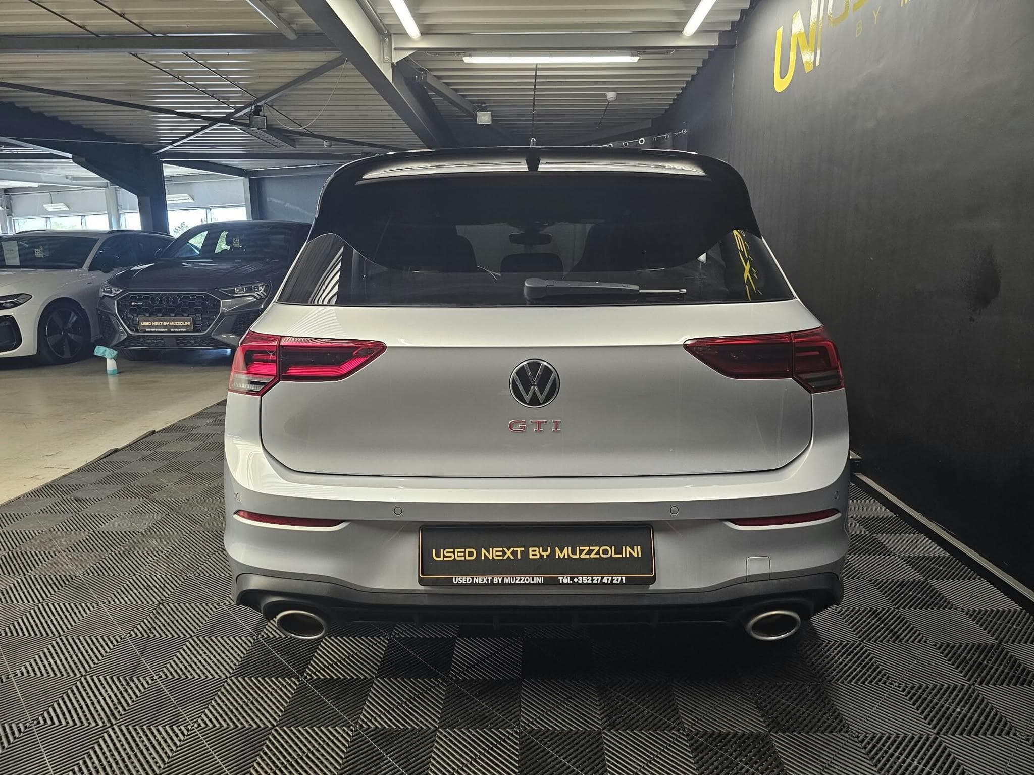 VW Golf GTI Clubsport 2.0 TSI 300cv (2022) - Foto 4
