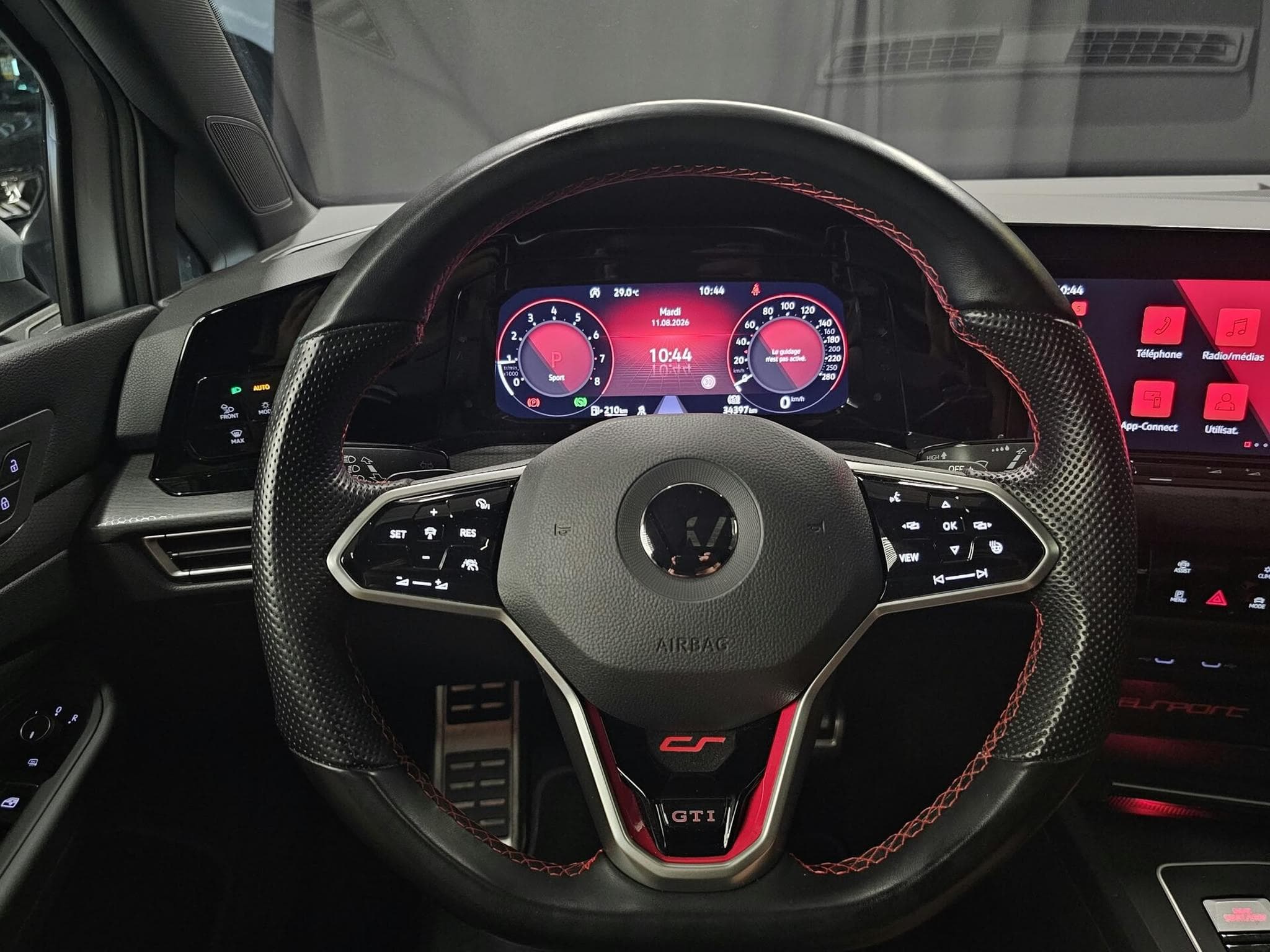 VW Golf GTI Clubsport 2.0 TSI 300cv (2022) - Foto 8