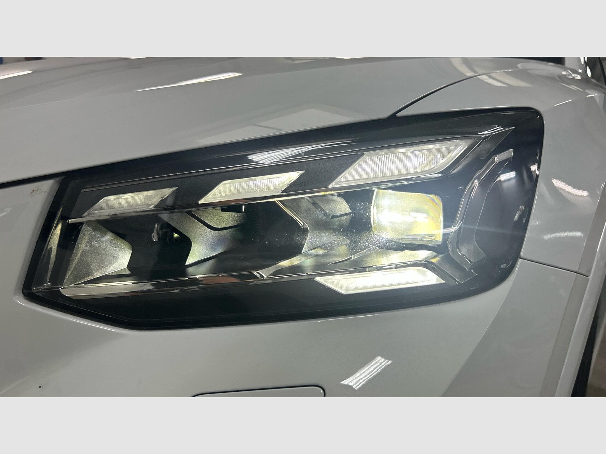 Audi Q2 35 TFSI 150cv S-line S-tronic (2026) - Foto 8