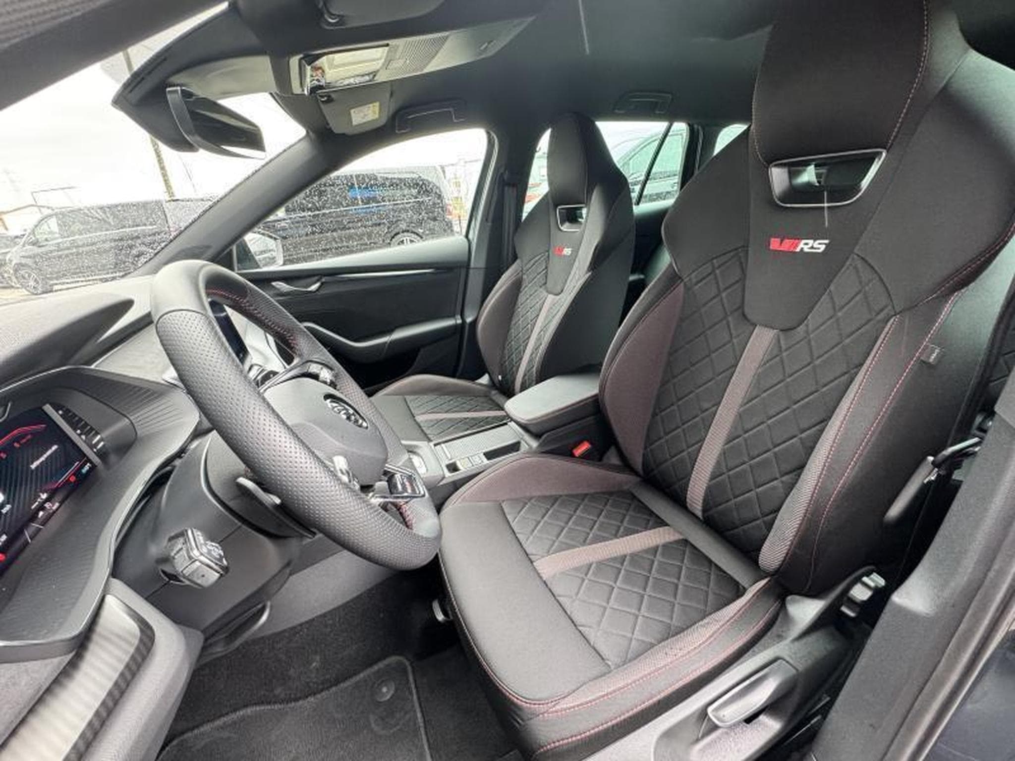 Skoda Octavia RS Estate 2.0 TDI 200CV (2021) - Photo 6