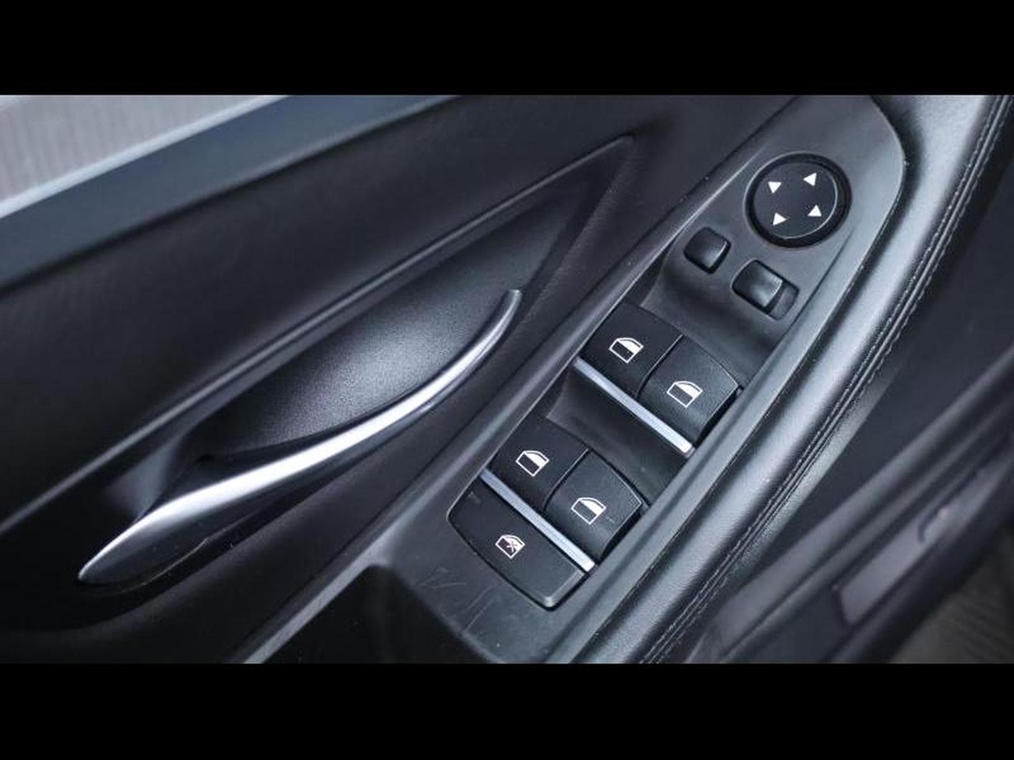 BMW M5 4.4 V8 575 DKG  Competition Pack (2013) - Photo 27