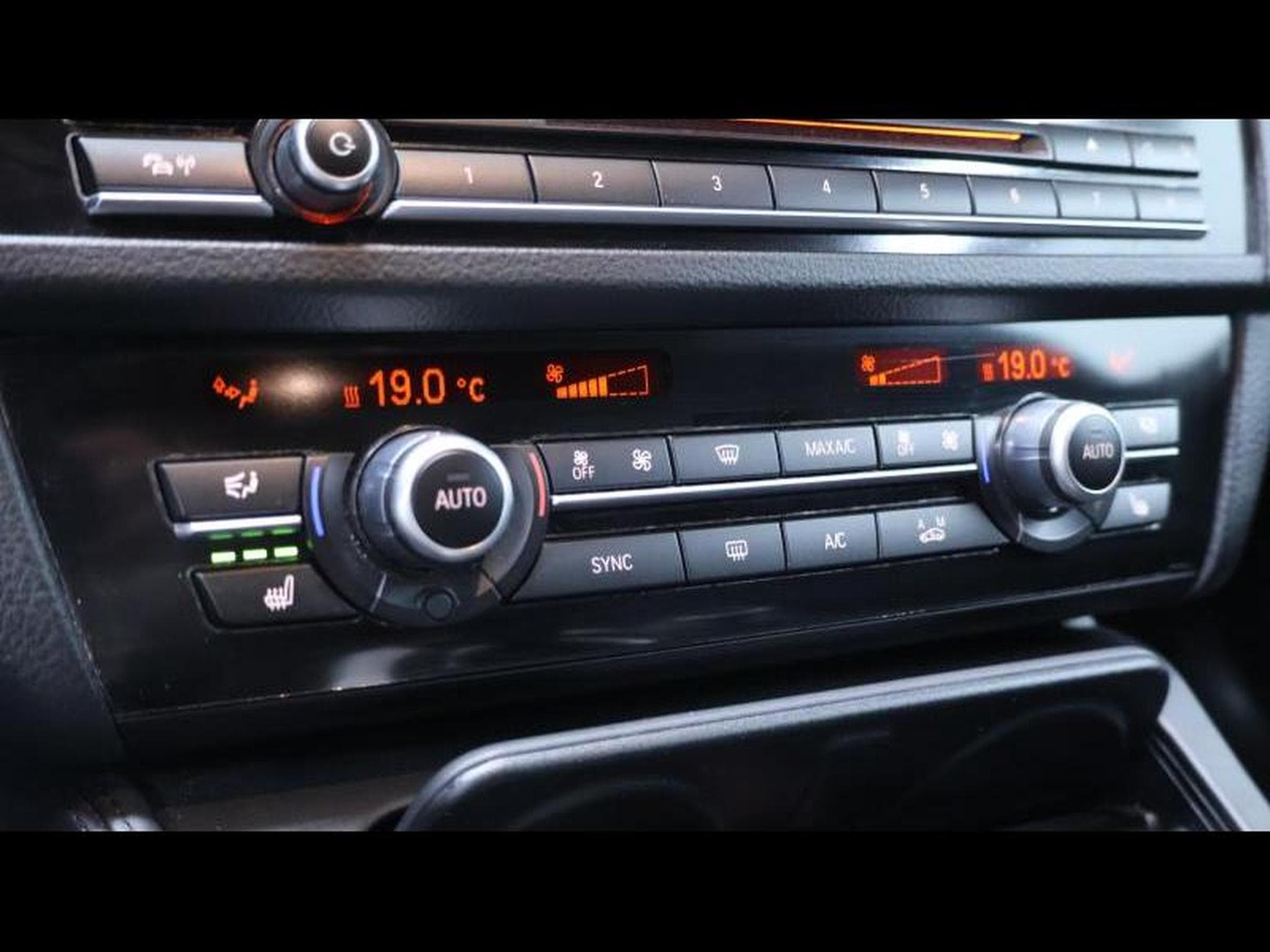 BMW M5 4.4 V8 575 DKG  Competition Pack (2013) - Photo 36