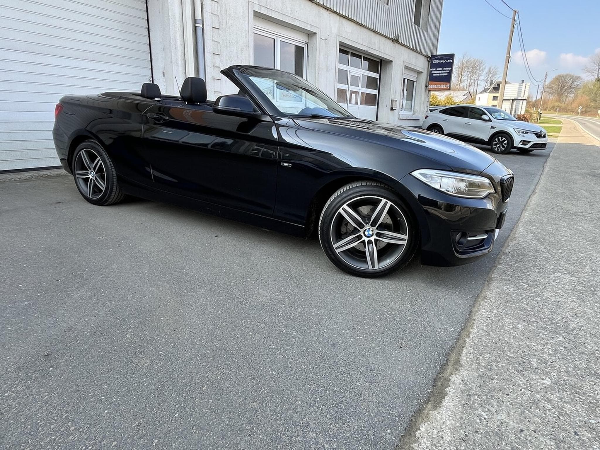 BMW 220 i Cabriolet - pack sport - full cuir chauffant - camera - Xe (2015) - Photo 12
