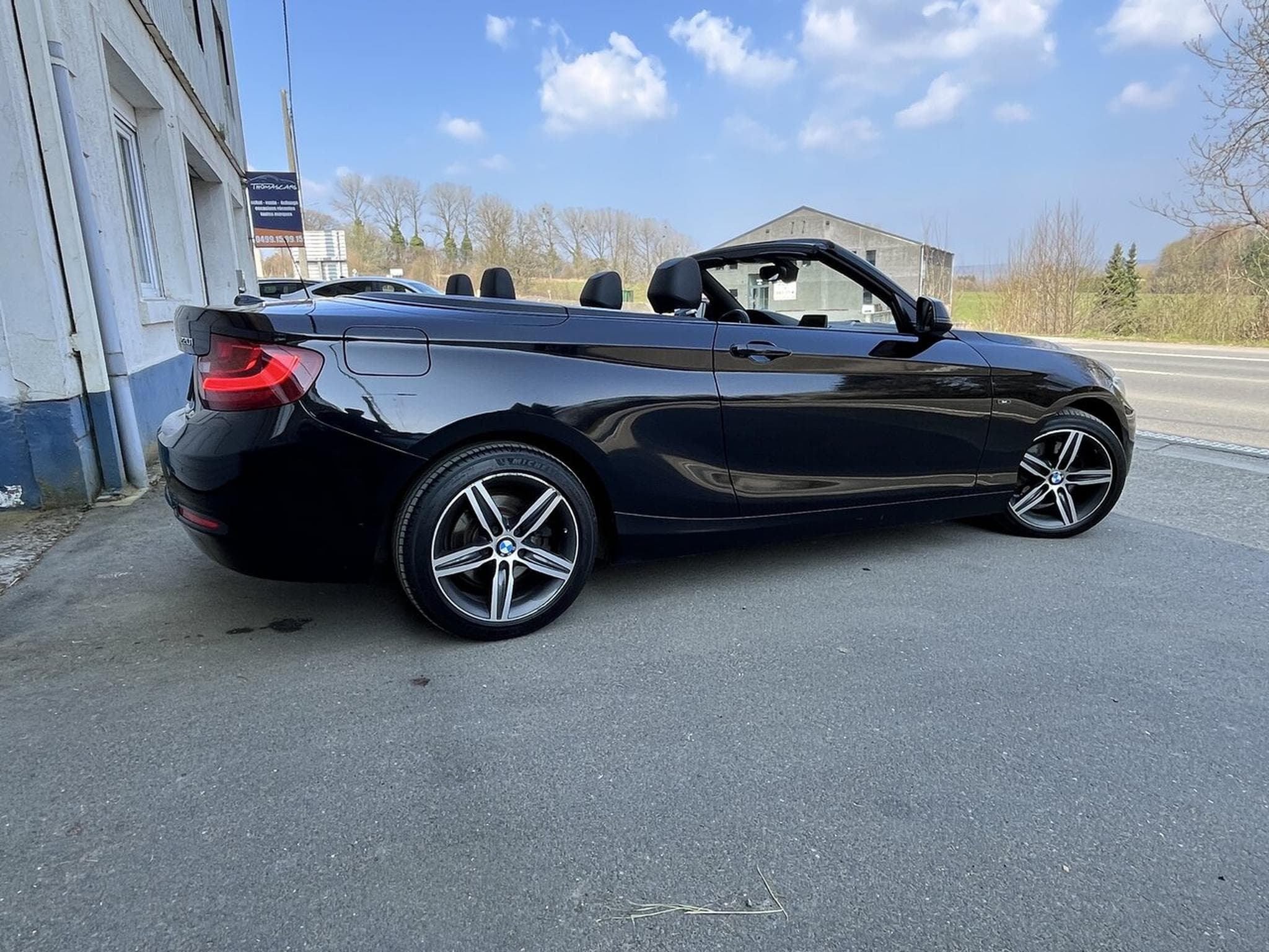 BMW 220 i Cabriolet - pack sport - full cuir chauffant - camera - Xe (2015) - Photo 13