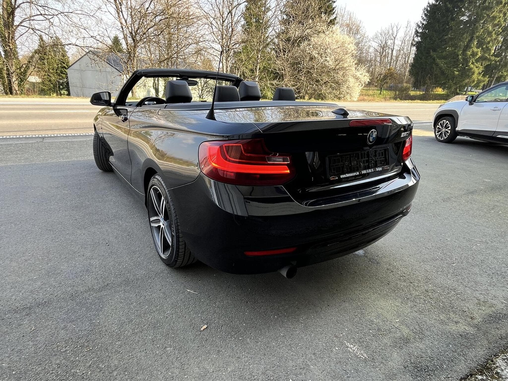 BMW 220 i Cabriolet - pack sport - full cuir chauffant - camera - Xe (2015) - Photo 6