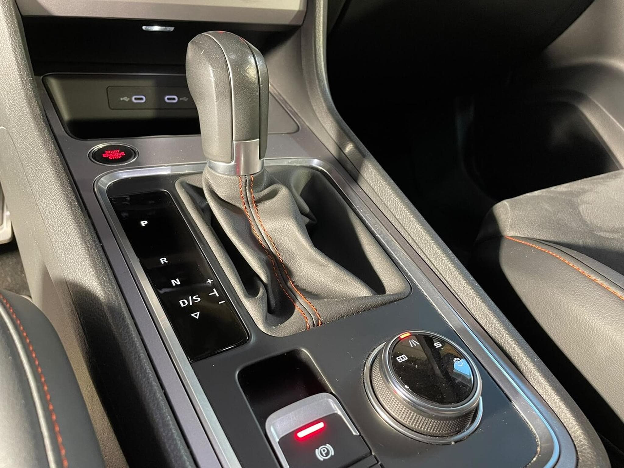 Seat Ateca 1.5 TSI 150 DSG7 FR GPS CARPLAY (2021) - Photo 5