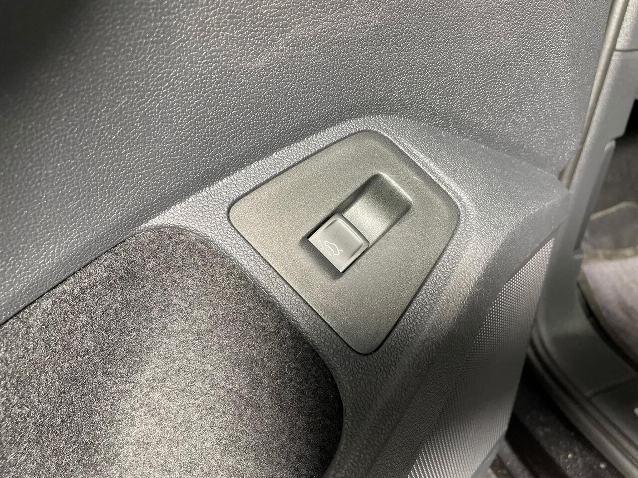 VW Tiguan 2.0 TDI 150 DSG7 LIFE CARPLAY (2022) - Photo 7