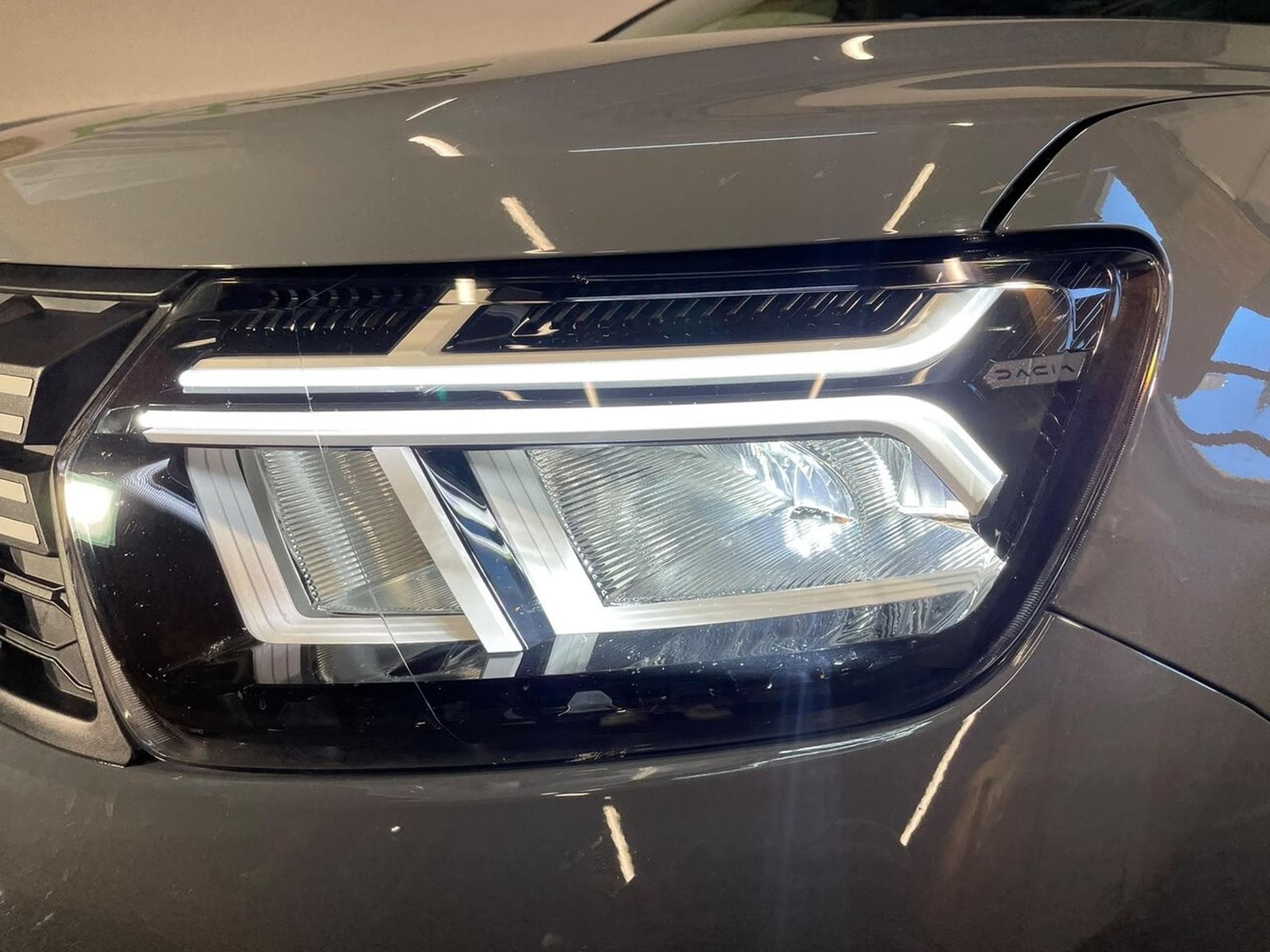 Dacia Duster 1.3 TCE 150 CV AUTO PRESTIGE GPS CARPLAY (2023) - Photo 14