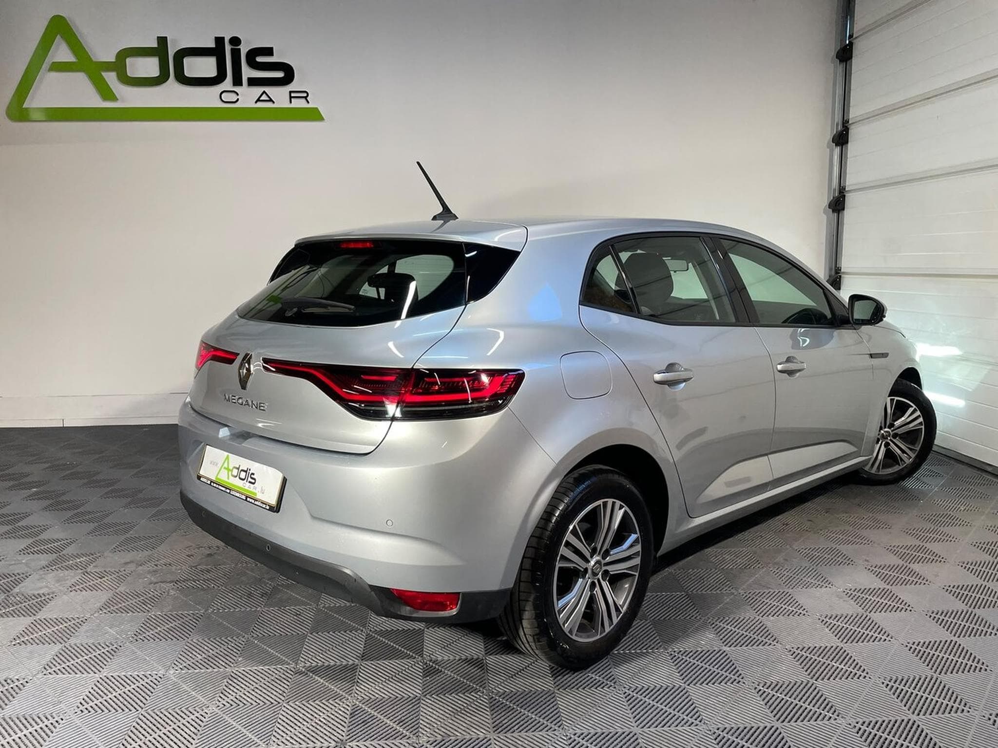 Renault Megane IV 1.3 TCE 140 INTENS CARPLAY (2022) - Photo 2