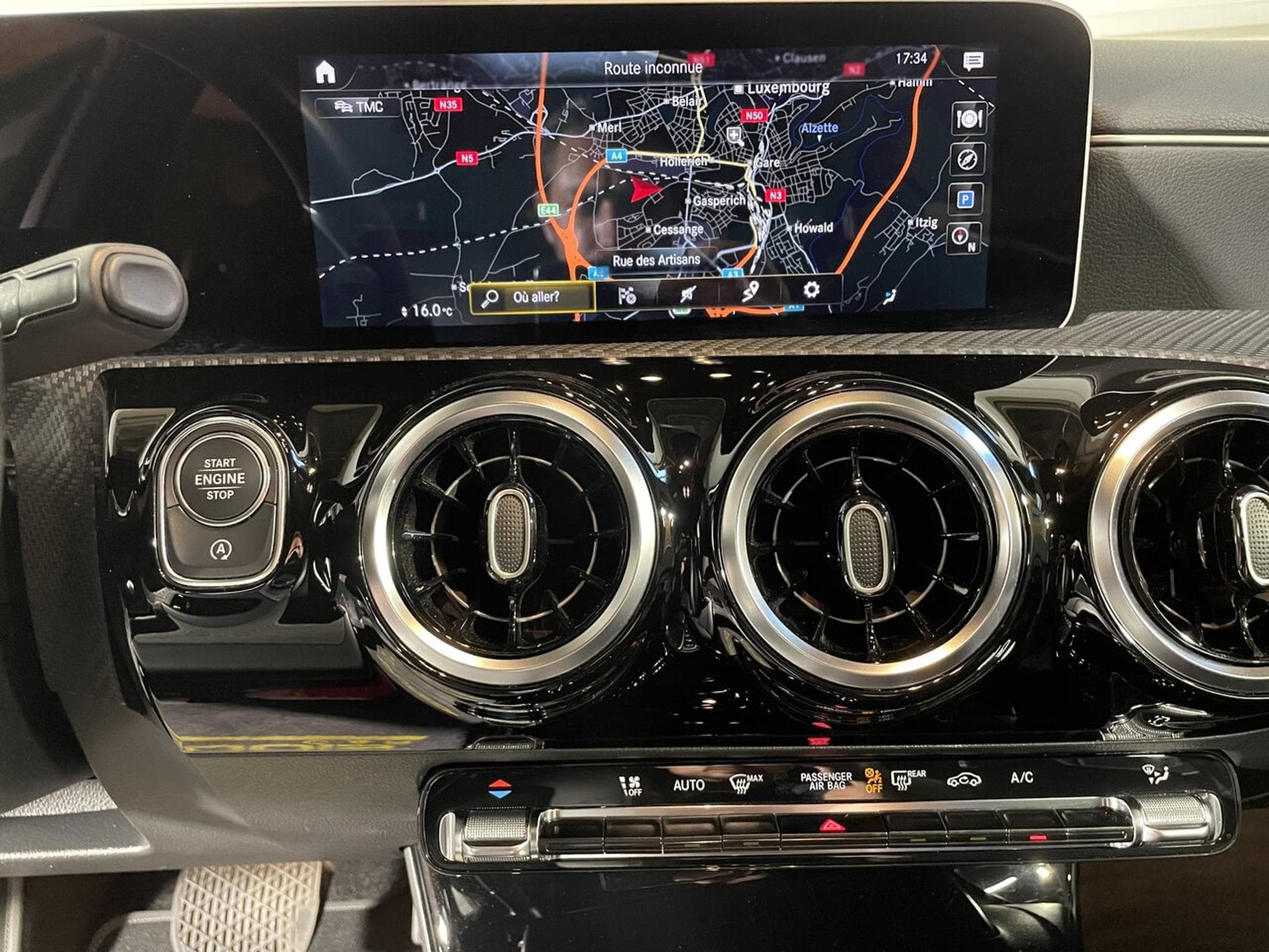 Mercedes A 180 116 7G-DCT PROGRESSIVE LINE GPS (2020) - Photo 4