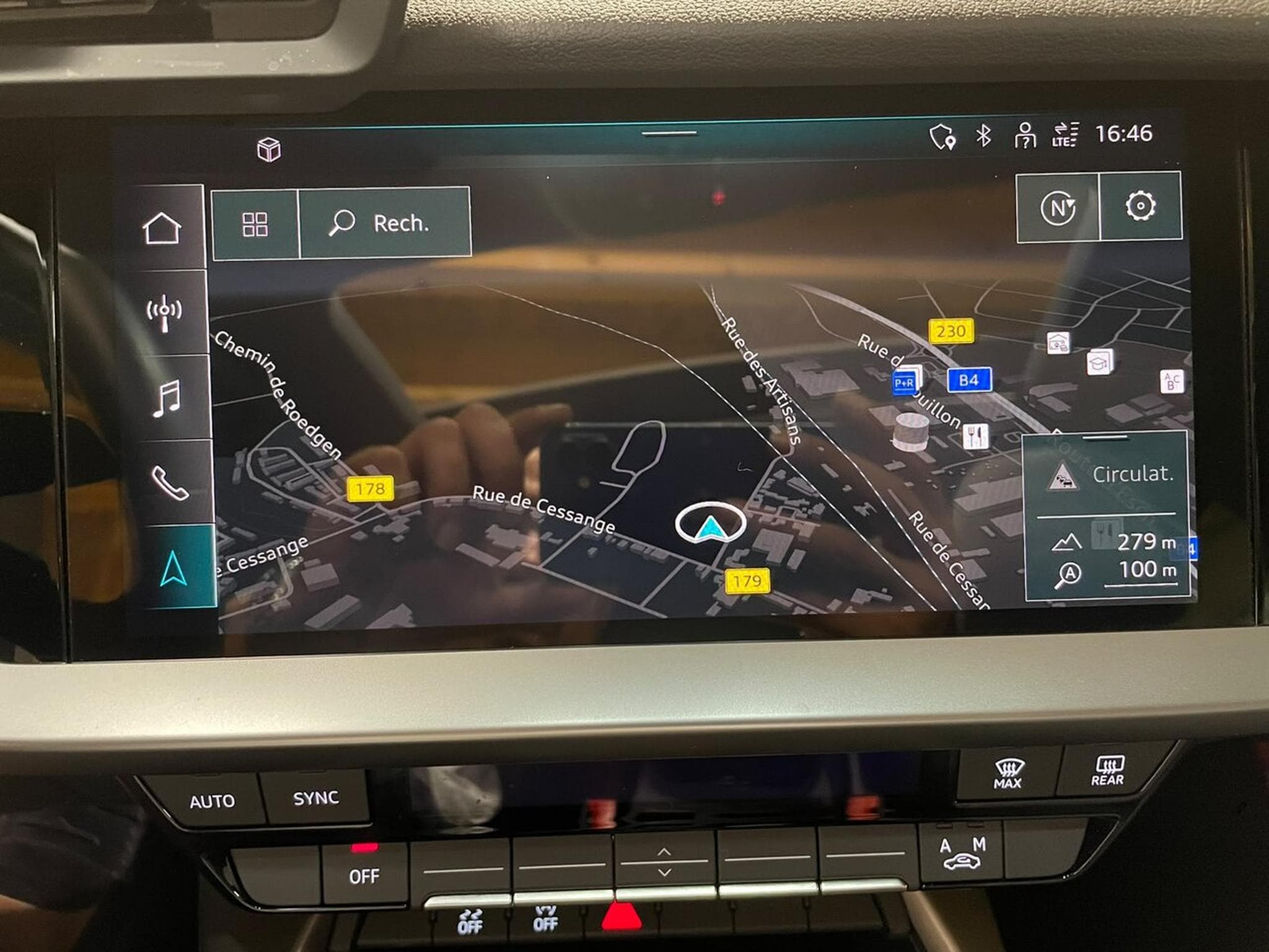 Audi A3 SPORTBACK 35 TDI 150 S-TRONIC BUSINESS CARPLAY (2021) - Photo 4