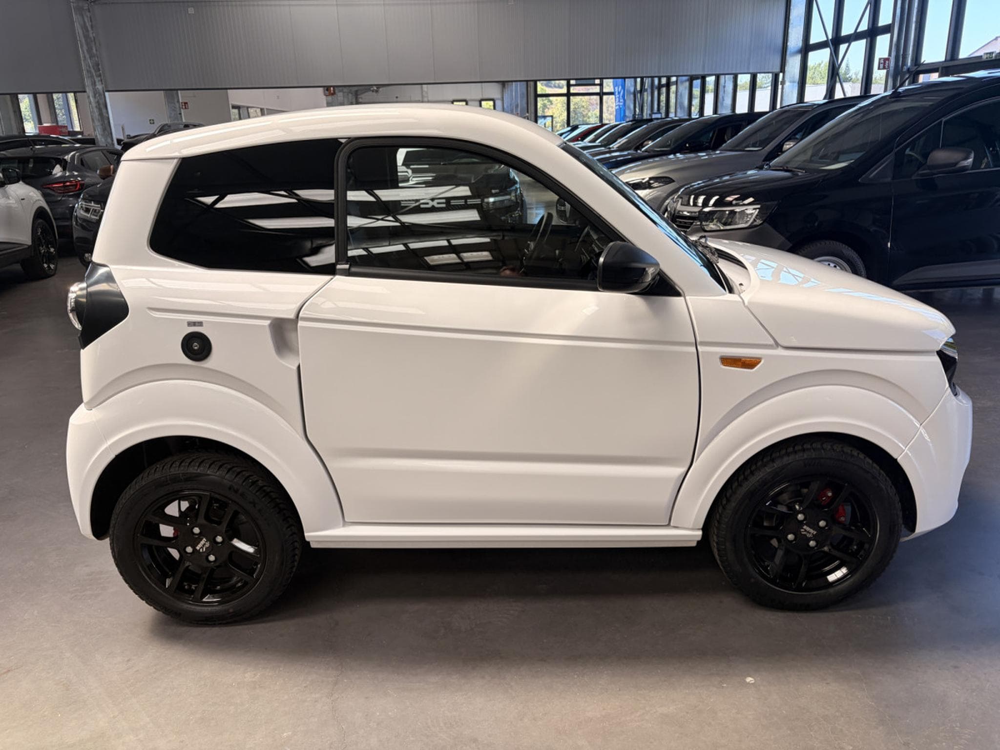 Ligier Myli Diesel 8HP (2025) - Foto 2