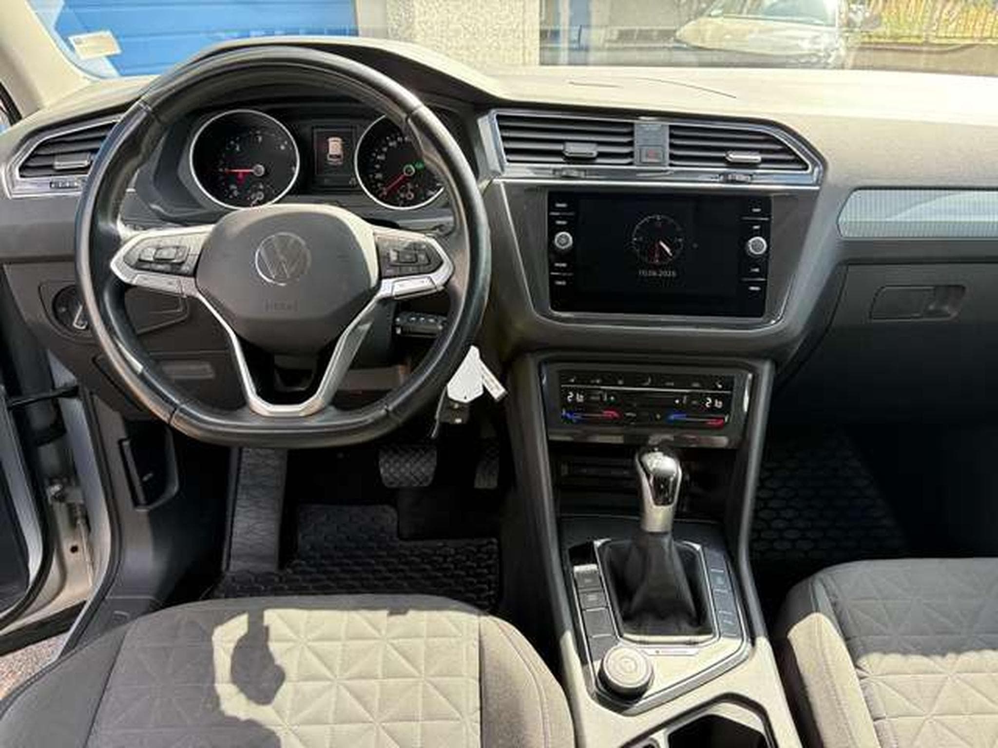 VW Tiguan Tiguan 2.0 TDI SCR DSG (2022) - Photo 4