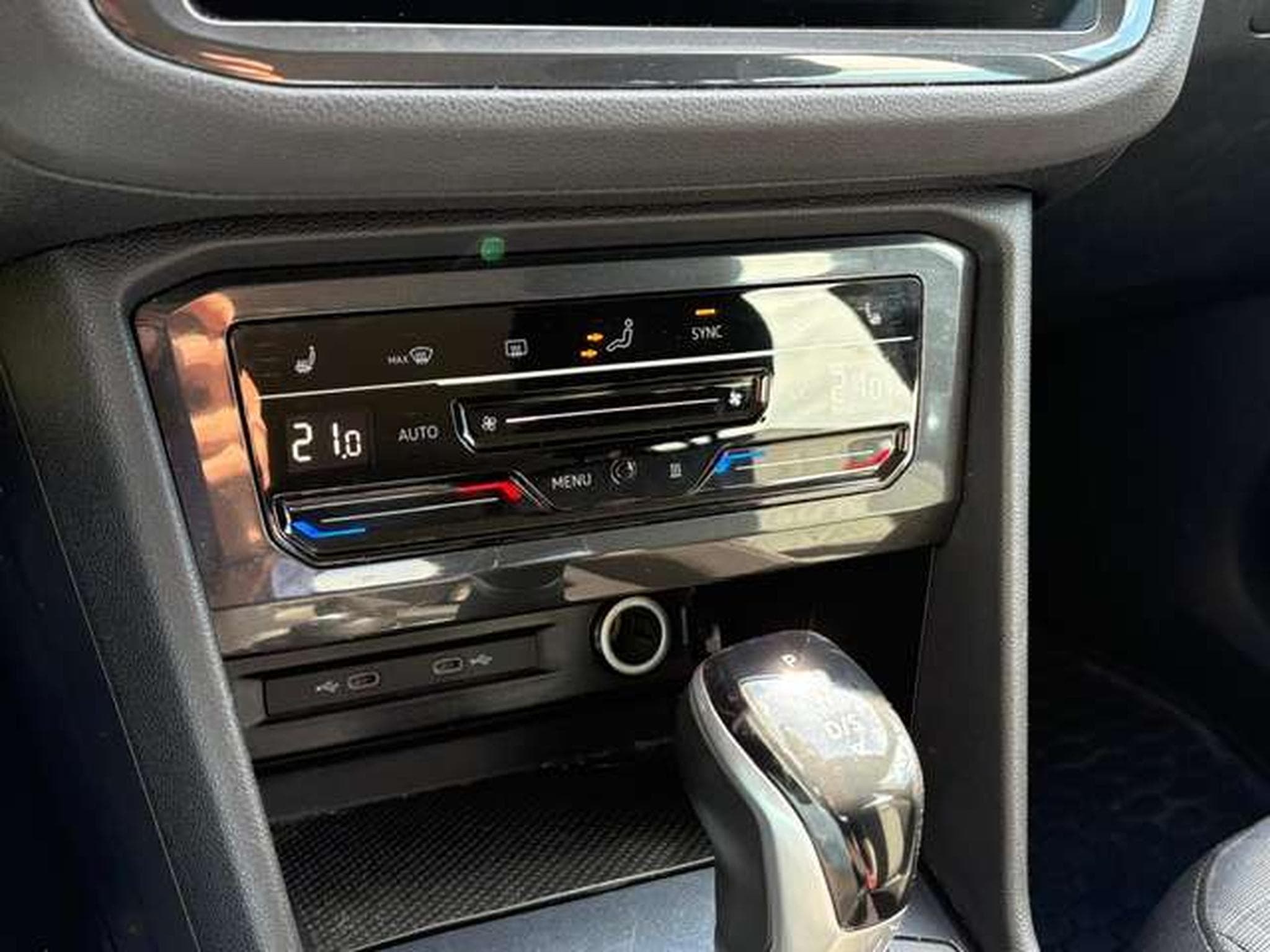 VW Tiguan Tiguan 2.0 TDI SCR DSG (2022) - Photo 9