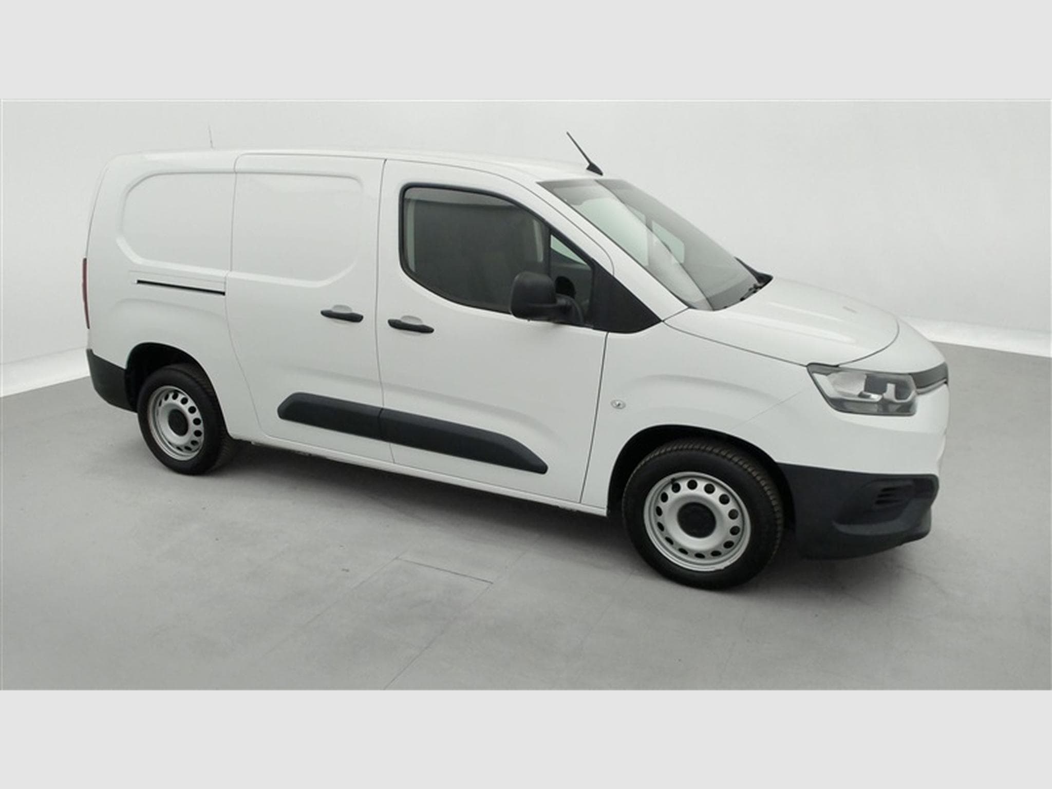Toyota Proace 1.5 D-4D 130Cv 3PL / CLIM / BLUETOOTH / PDC (2020) - Photo 21
