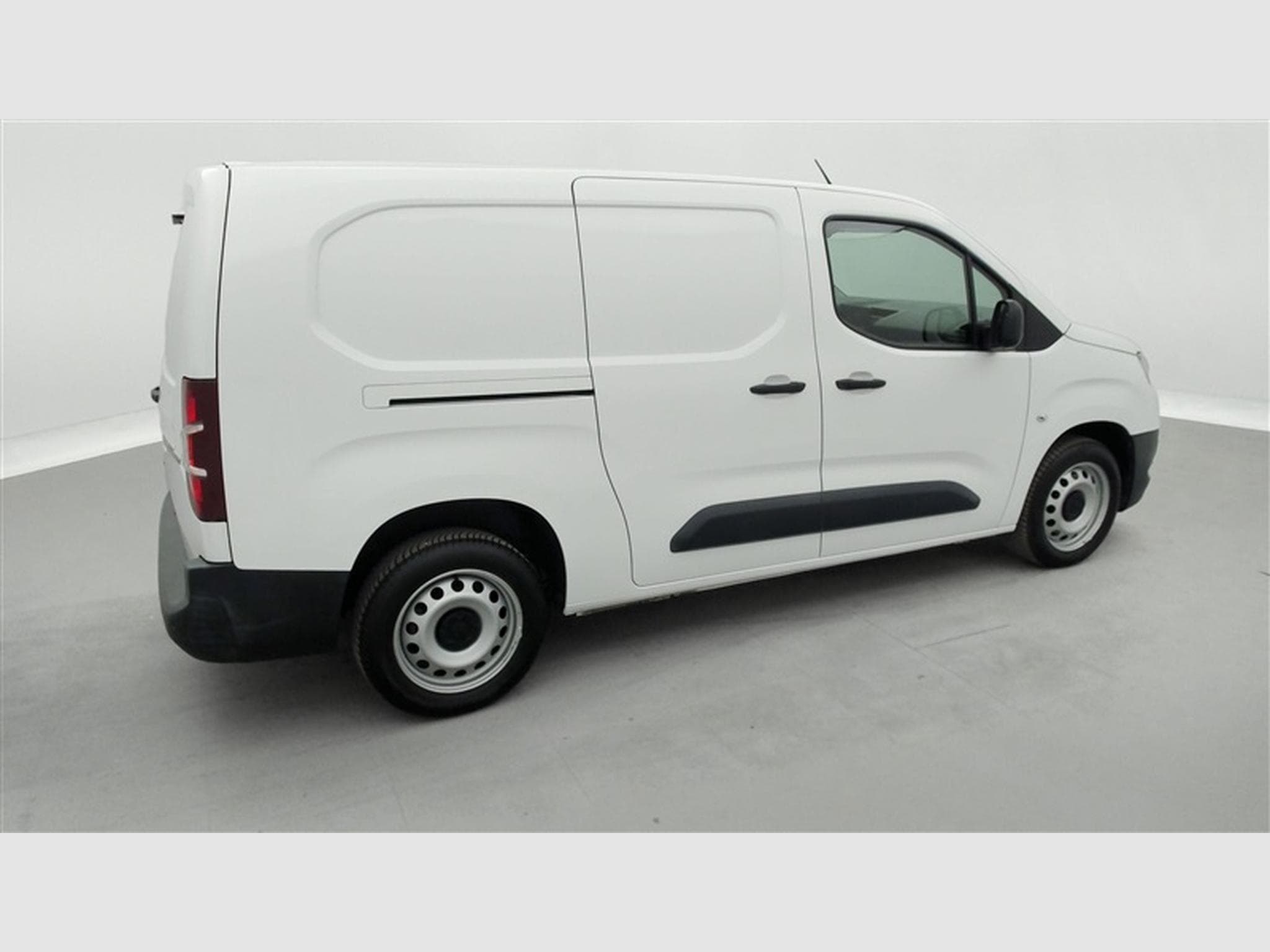 Toyota Proace 1.5 D-4D 130Cv 3PL / CLIM / BLUETOOTH / PDC (2020) - Photo 23