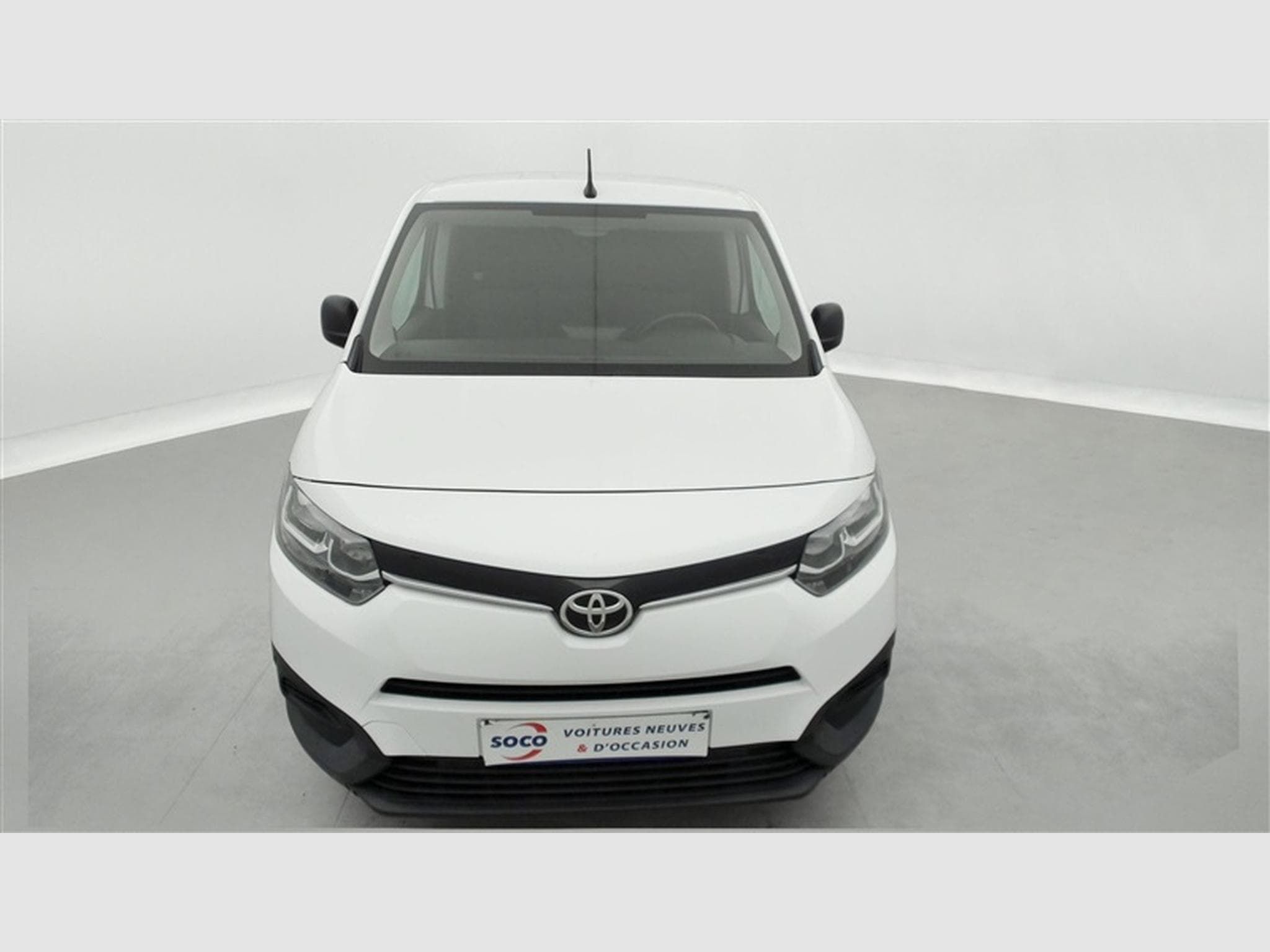 Toyota Proace 1.5 D-4D 130Cv 3PL / CLIM / BLUETOOTH / PDC (2020) - Photo 4
