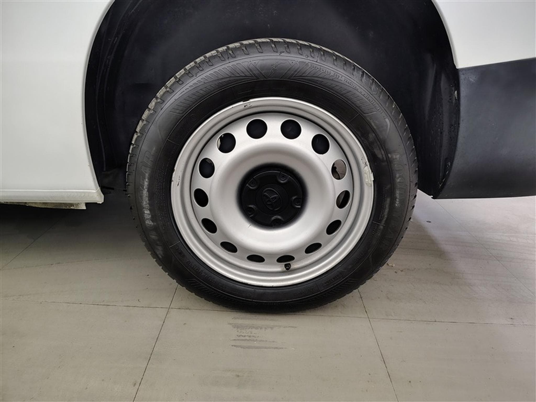 Toyota Proace 1.5 D-4D 130Cv 3PL / CLIM / BLUETOOTH / PDC (2020) - Photo 6