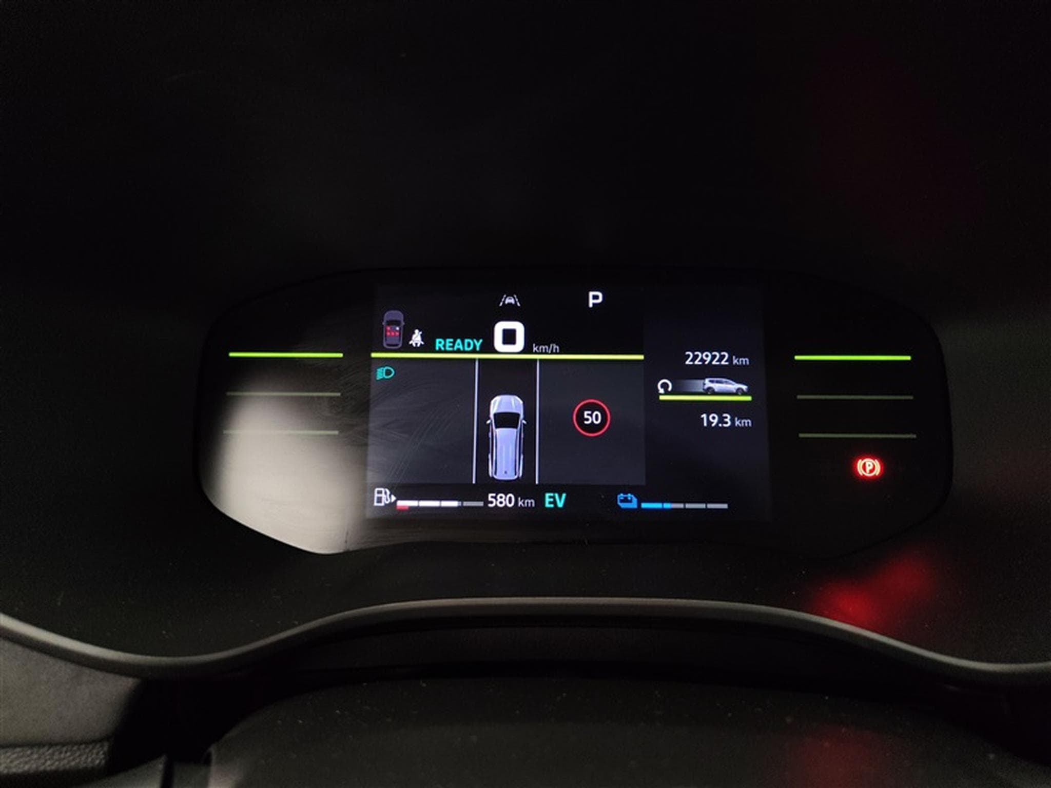 Dacia Jogger Hybrid 1.6 Extreme 7PL / NAVI / CARPLAY / CAMERA (2025) - Photo 10