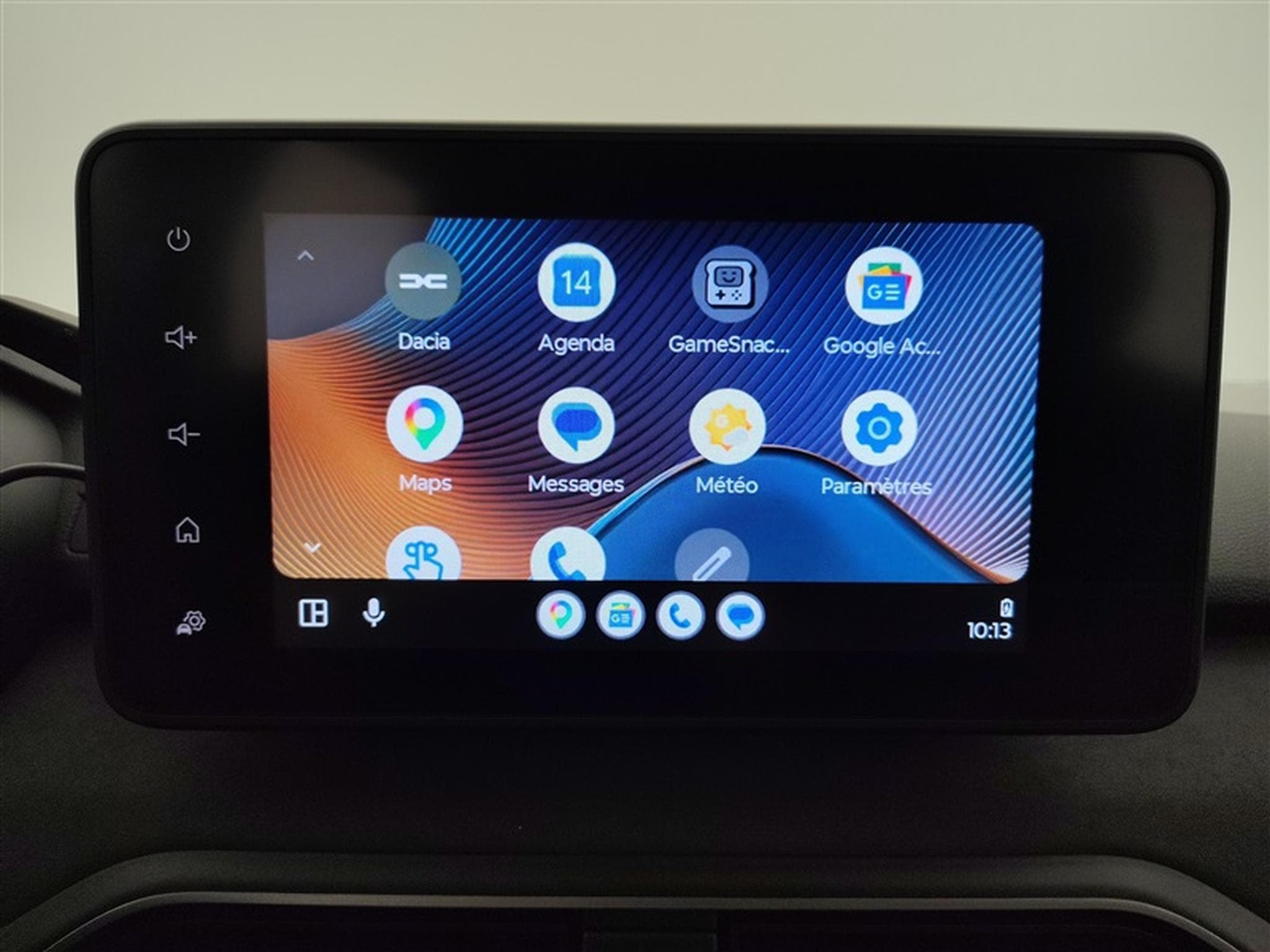 Dacia Jogger Hybrid 1.6 Extreme 7PL / NAVI / CARPLAY / CAMERA (2025) - Photo 21