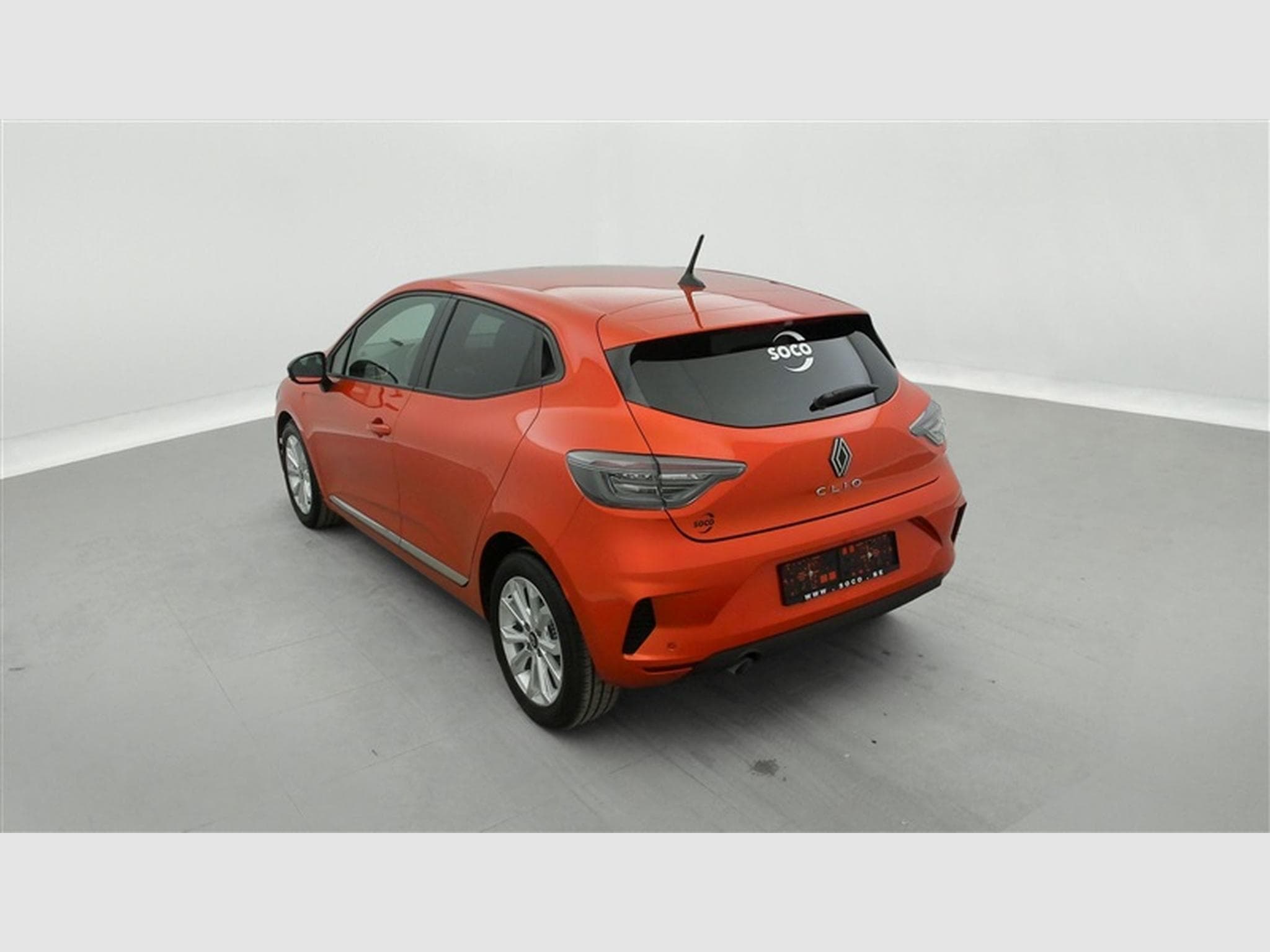 Renault Clio 1.0 TCe Evolution (2024) - Photo 2
