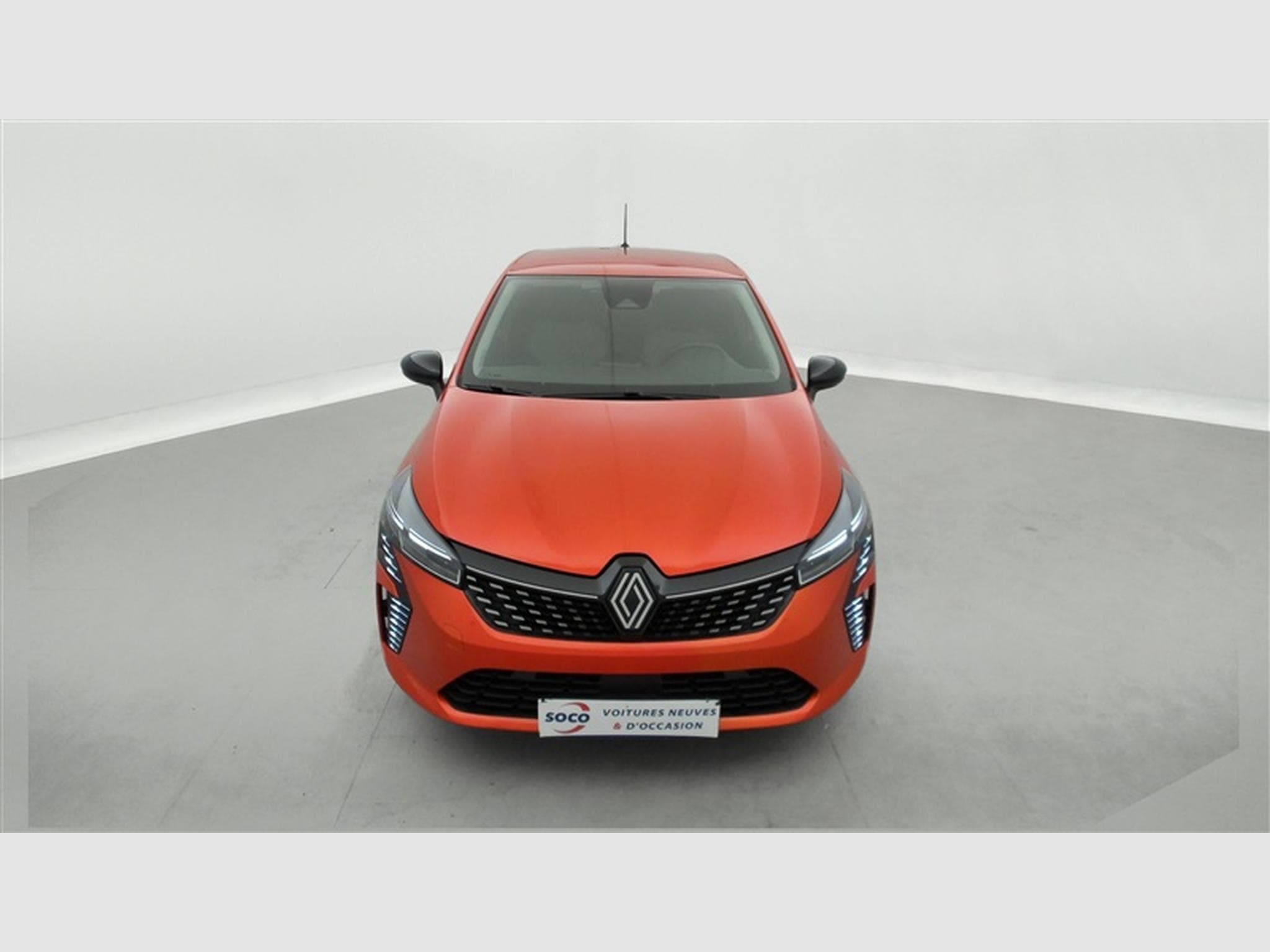 Renault Clio 1.0 TCe Evolution (2024) - Photo 4