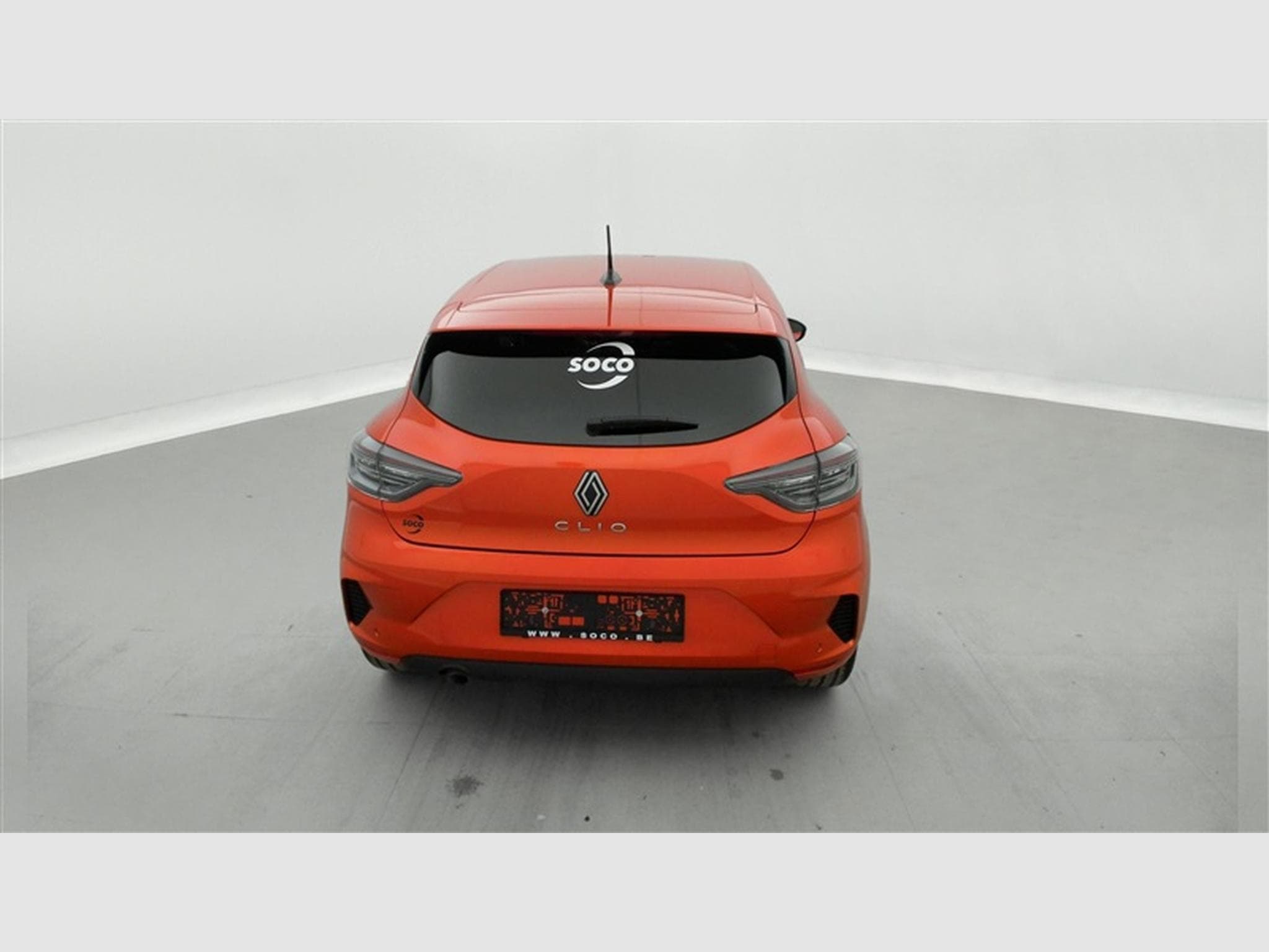 Renault Clio 1.0 TCe Evolution (2024) - Photo 5