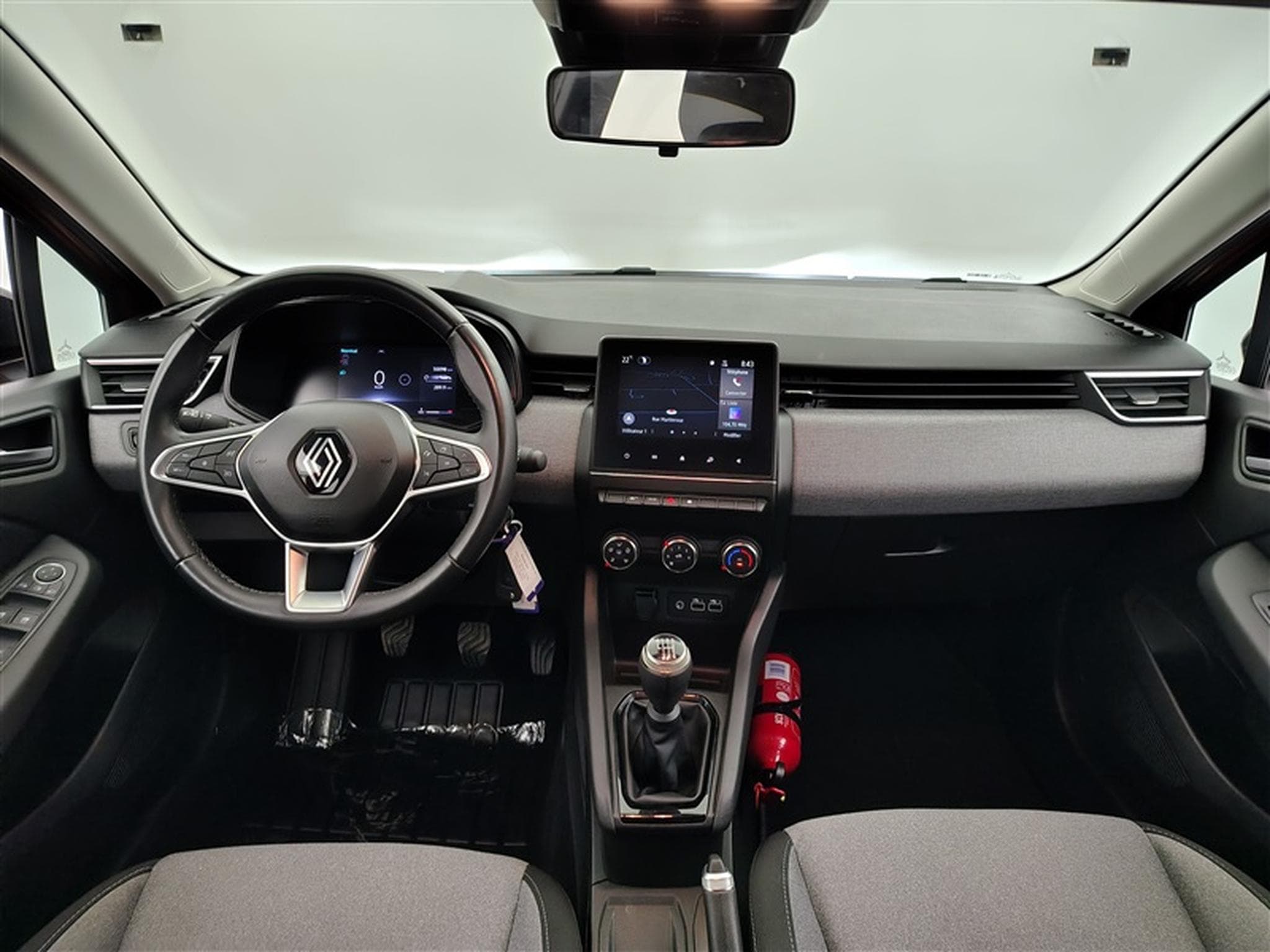 Renault Clio 1.0 TCe Evolution (2024) - Photo 8