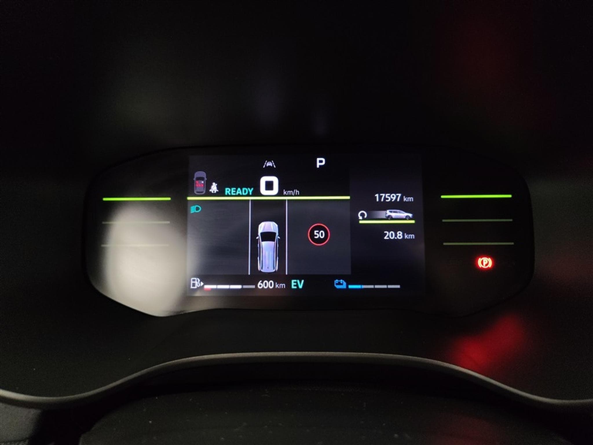 Dacia Jogger Hybrid 1.6 Extreme 7PL / NAVI / CARPLAY / CAMERA (2025) - Photo 10
