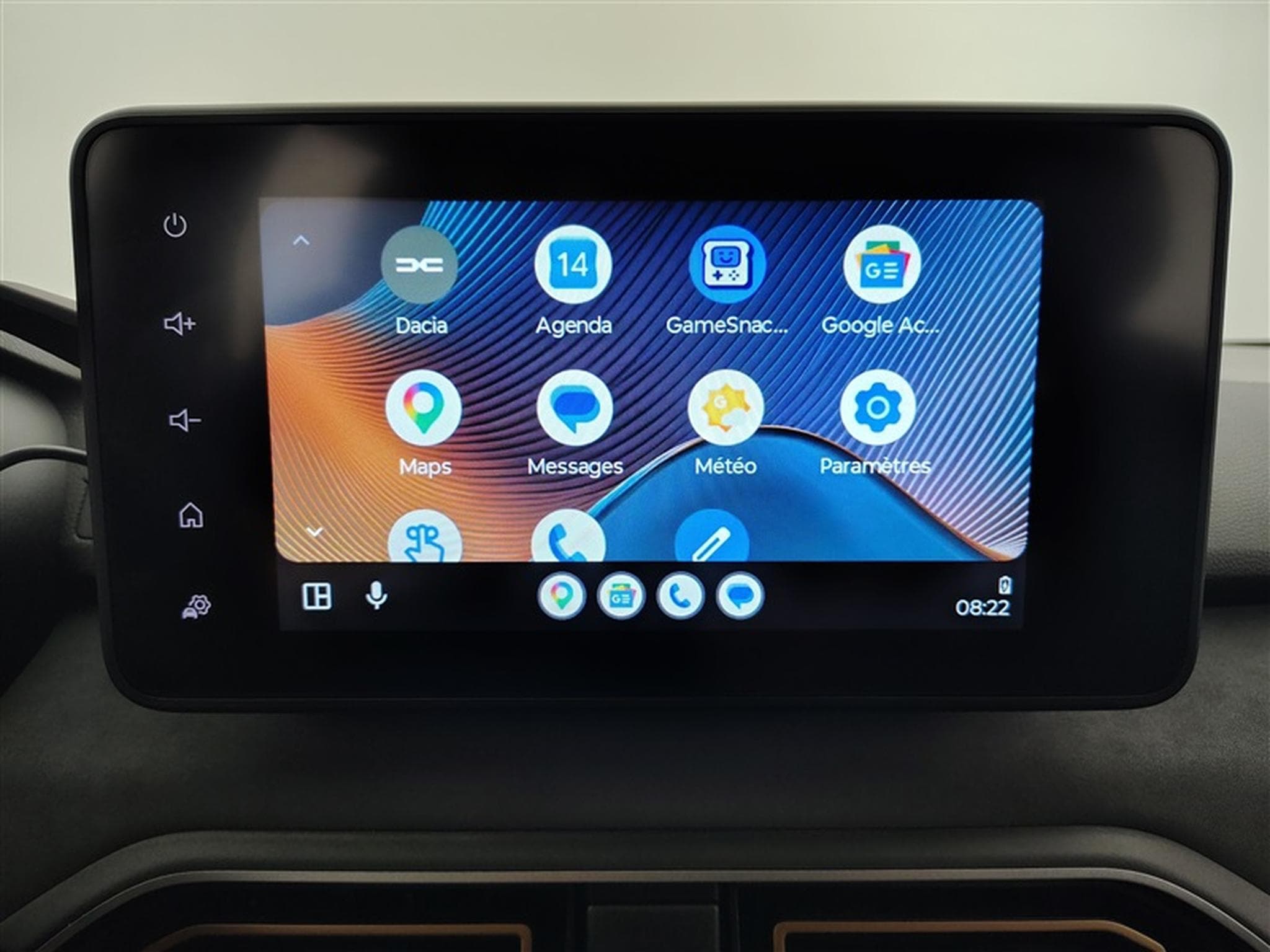 Dacia Jogger Hybrid 1.6 Extreme 7PL / NAVI / CARPLAY / CAMERA (2025) - Photo 21