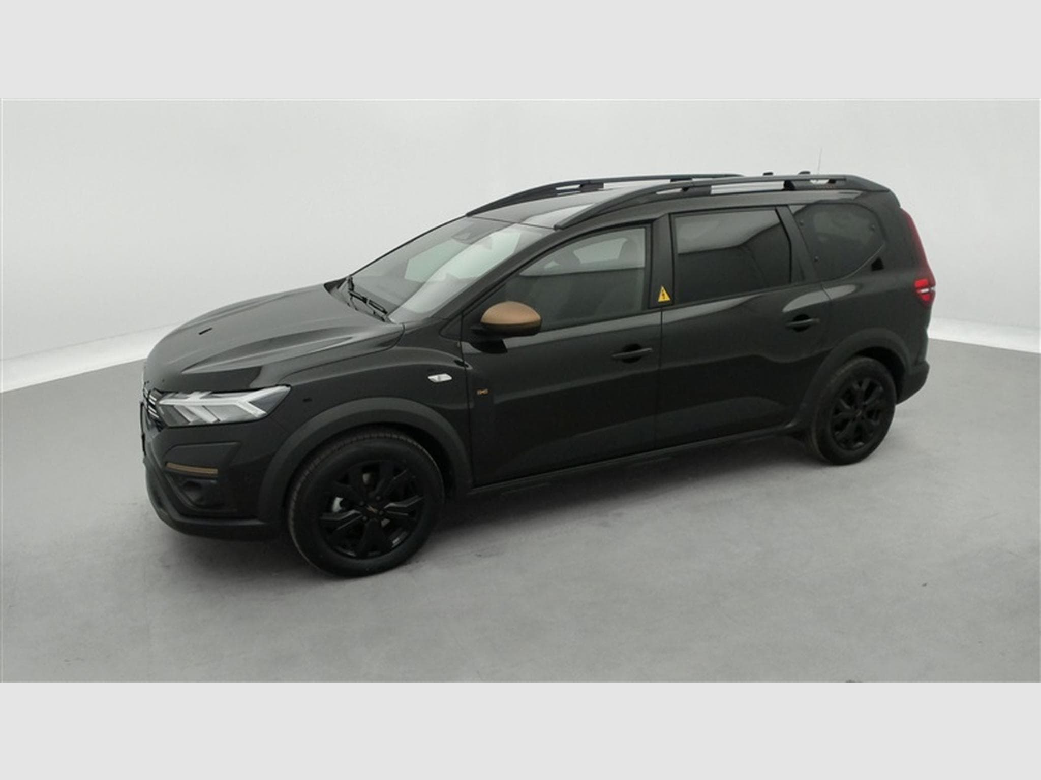 Dacia Jogger Hybrid 1.6 Extreme 7PL / NAVI / CARPLAY / CAMERA (2025) - Photo 22