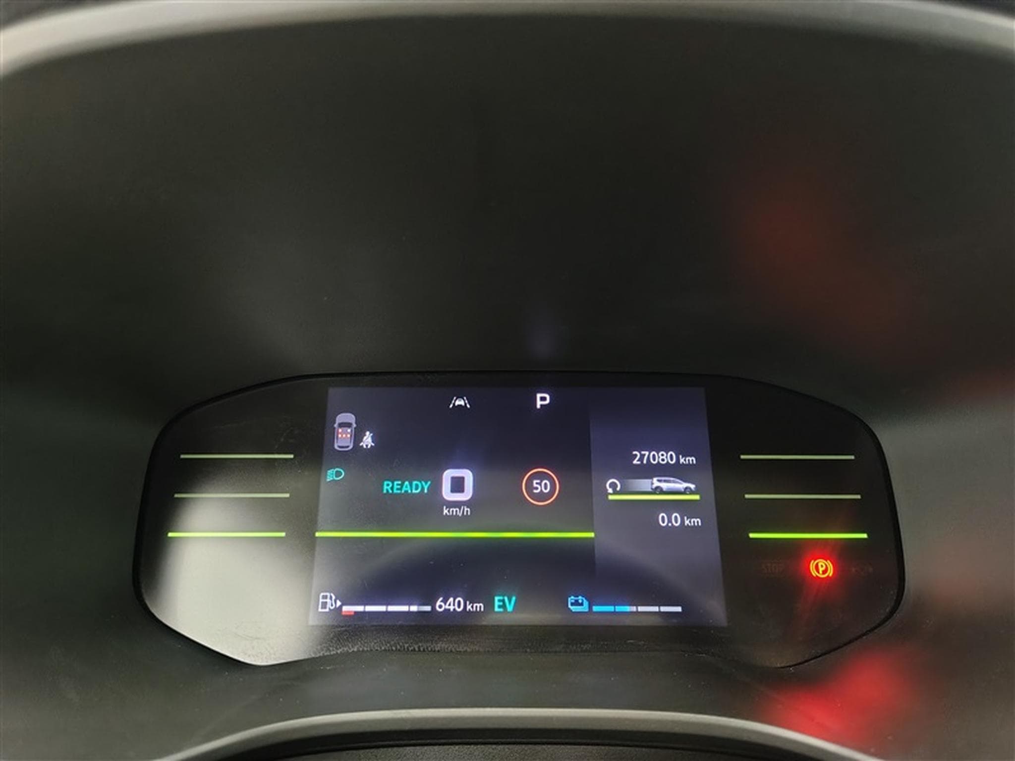 Dacia Jogger Hybrid 1.6 Extreme 7PL / NAVI / CARPLAY / CAMERA (2025) - Photo 10