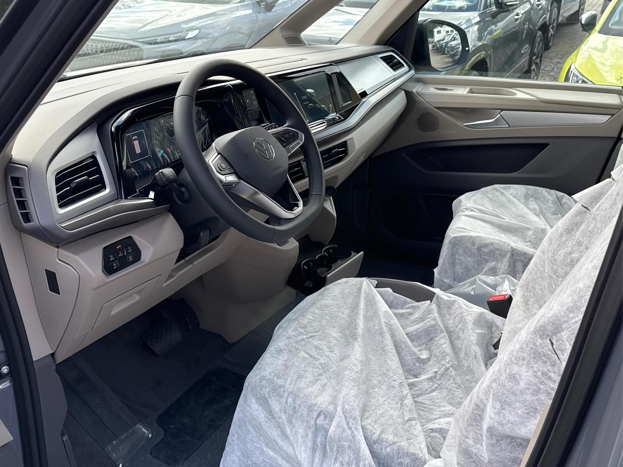 VW T7 Business (2026) - Photo 12