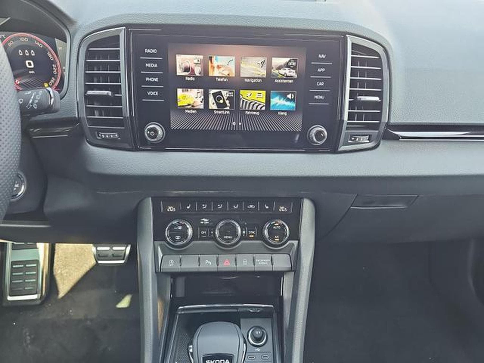 Skoda Karoq Sportline 4x4 (2026) - Photo 12