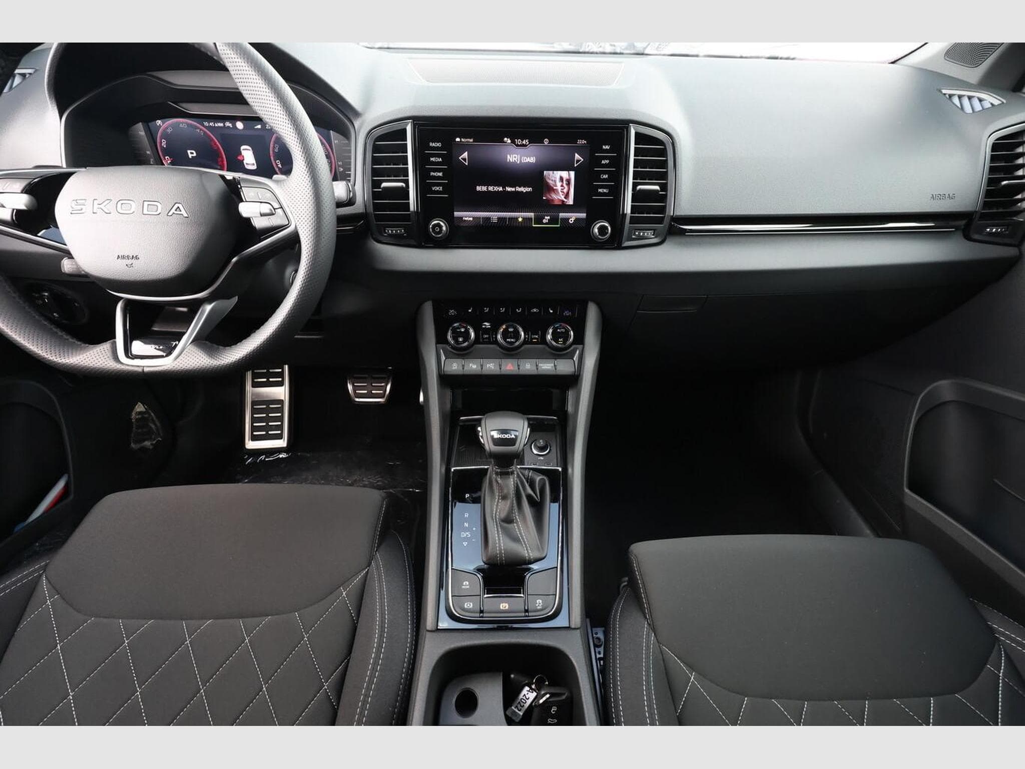 Skoda Karoq Sportline (2026) - Photo 8