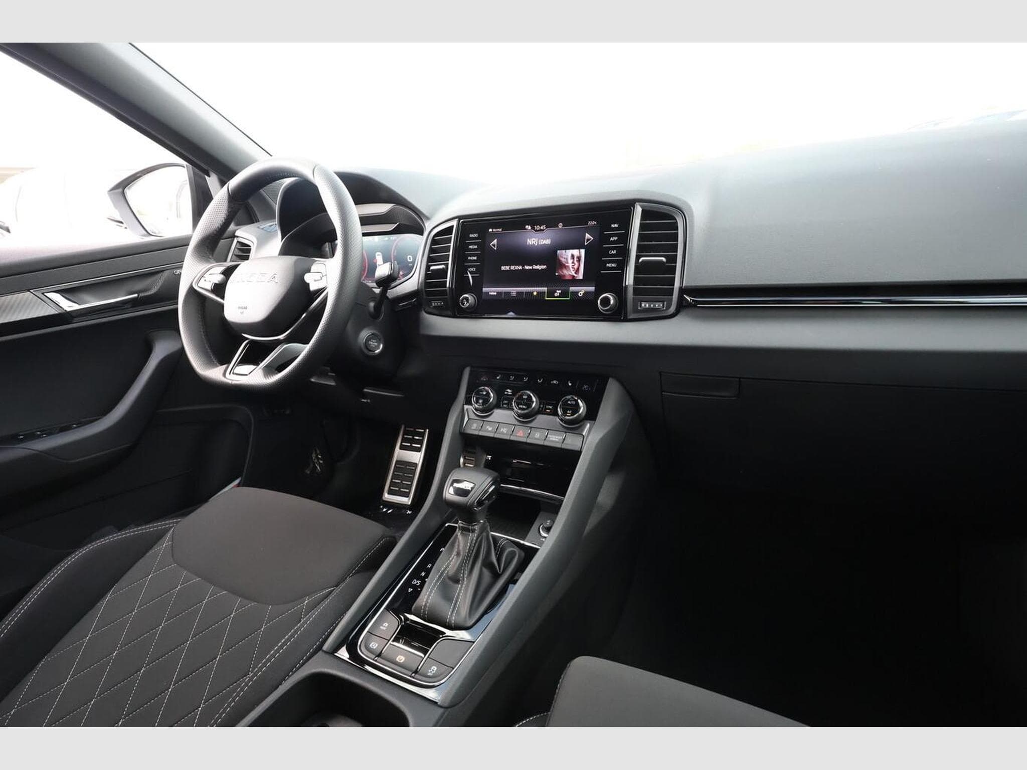 Skoda Karoq Sportline (2026) - Photo 9