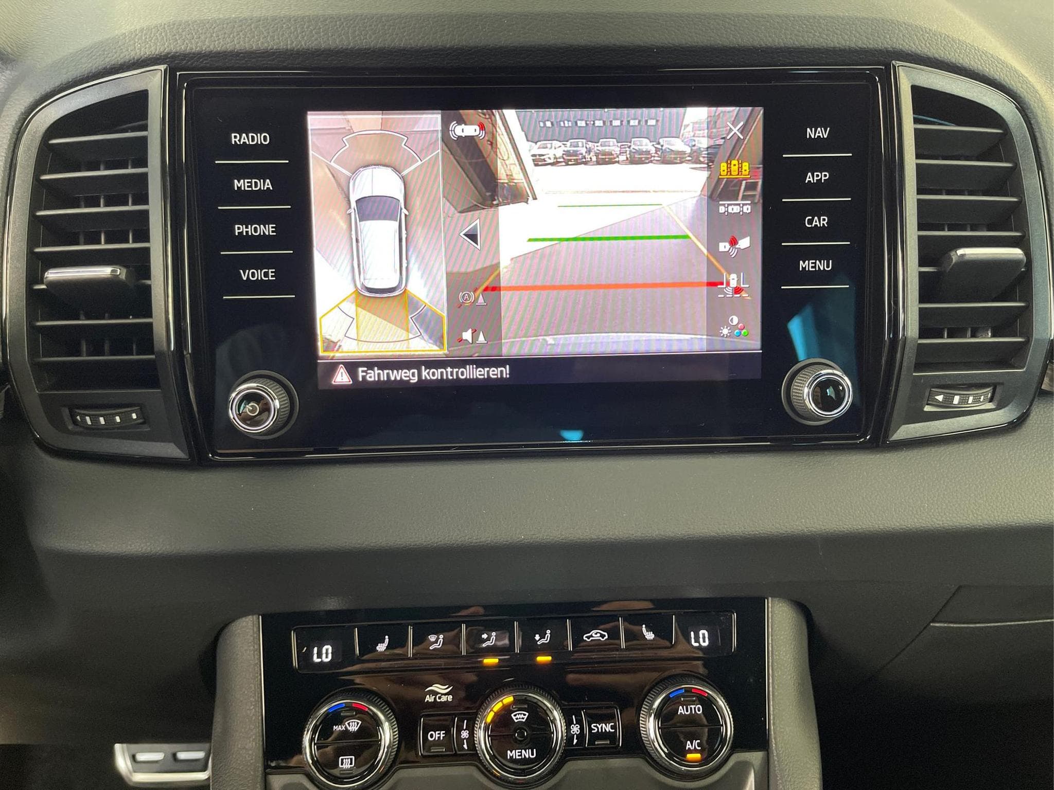 Skoda Karoq Sportline (2026) - Photo 20
