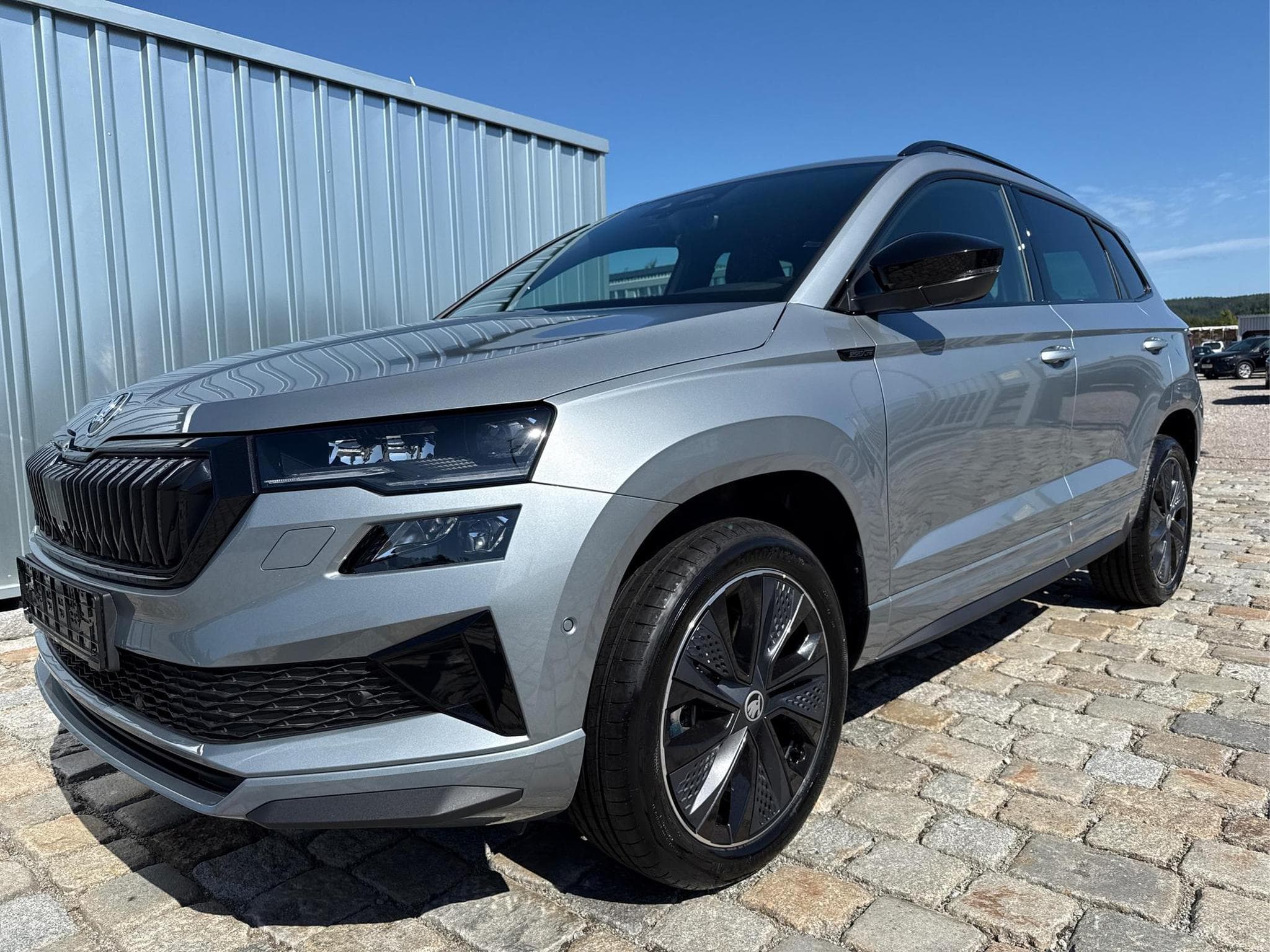 Skoda Karoq Sportline 1,5 TSI (2026) - Photo 1