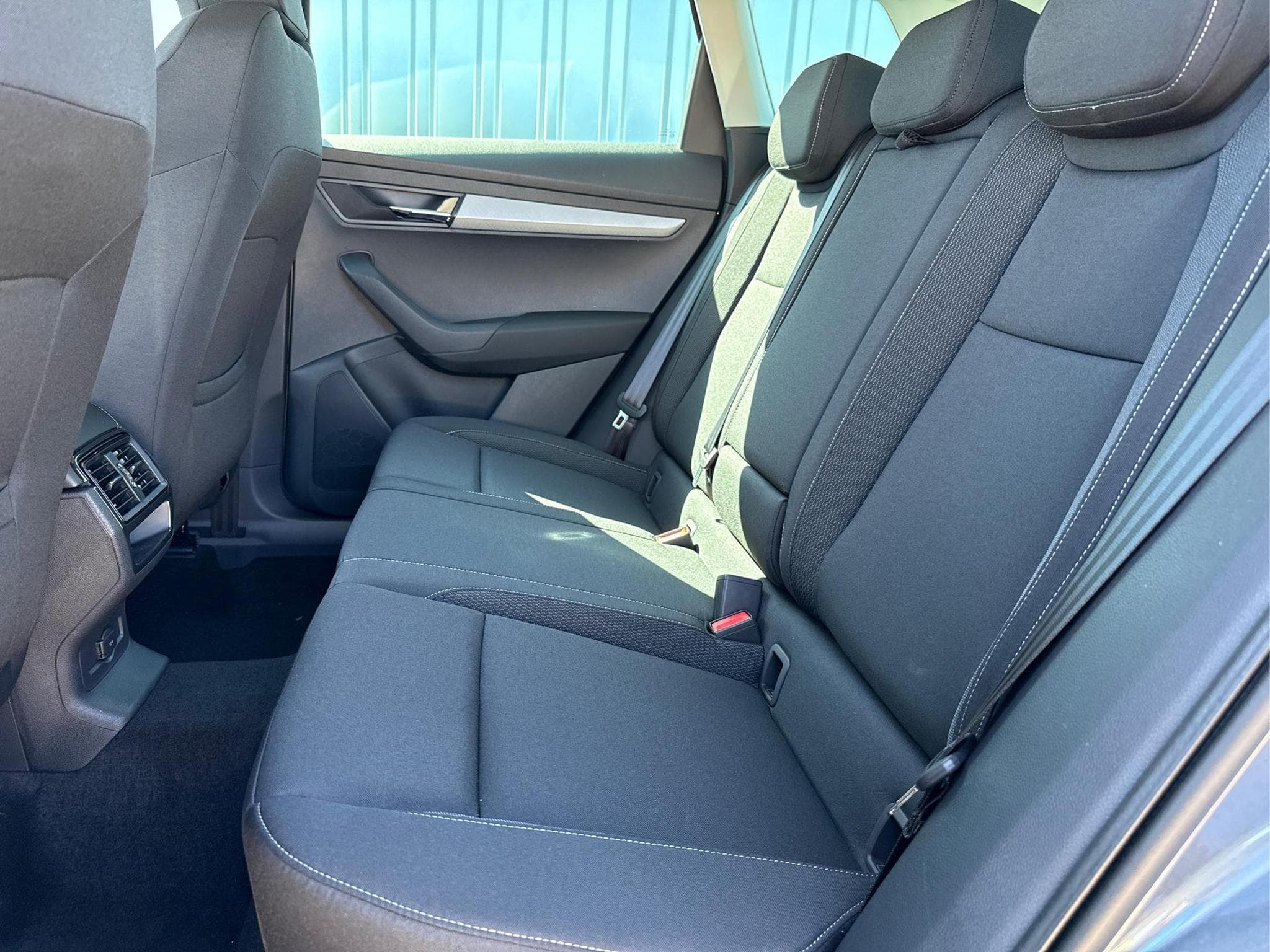 Skoda Karoq EXTRA 2,0 TDI (2026) - Photo 9