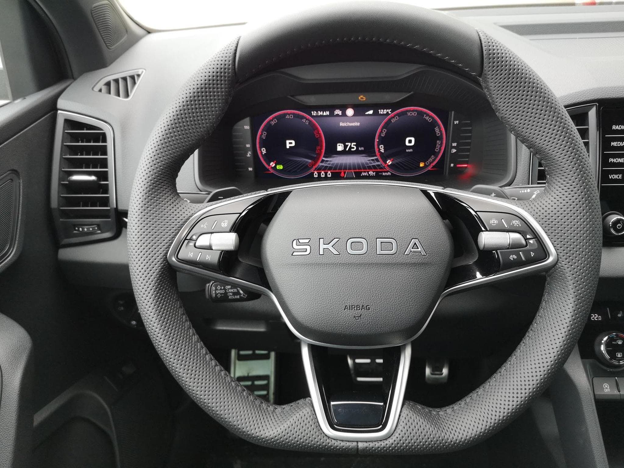 Skoda Karoq Sportline (2026) - Photo 6
