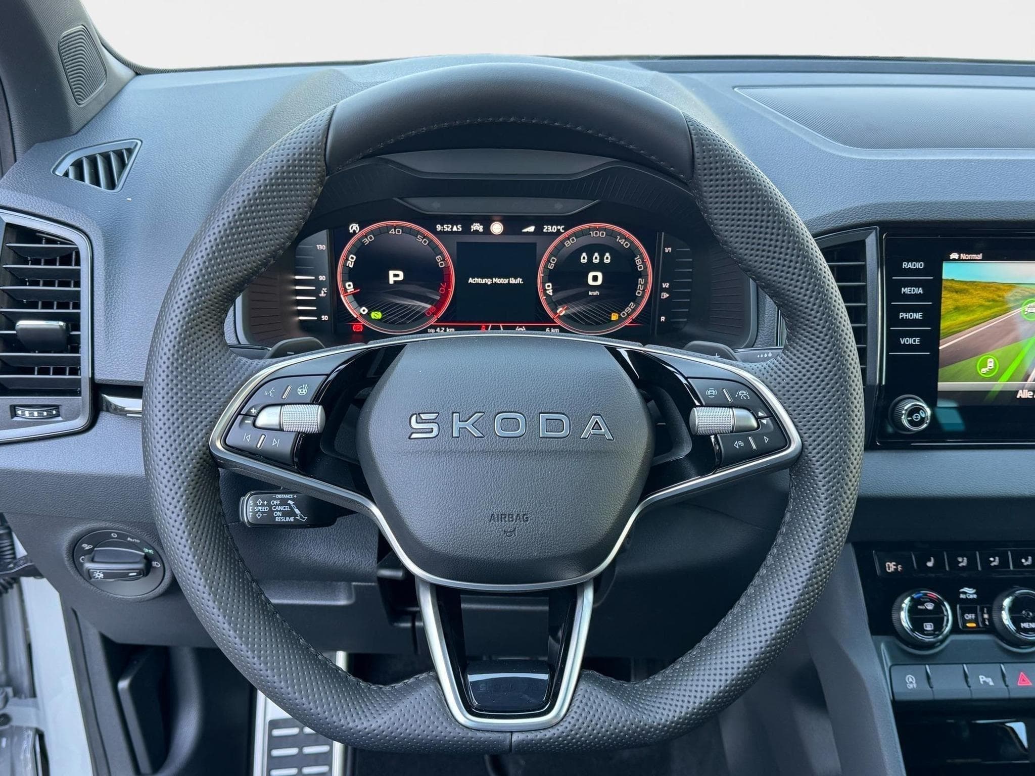 Skoda Karoq Sportline (2026) - Photo 11