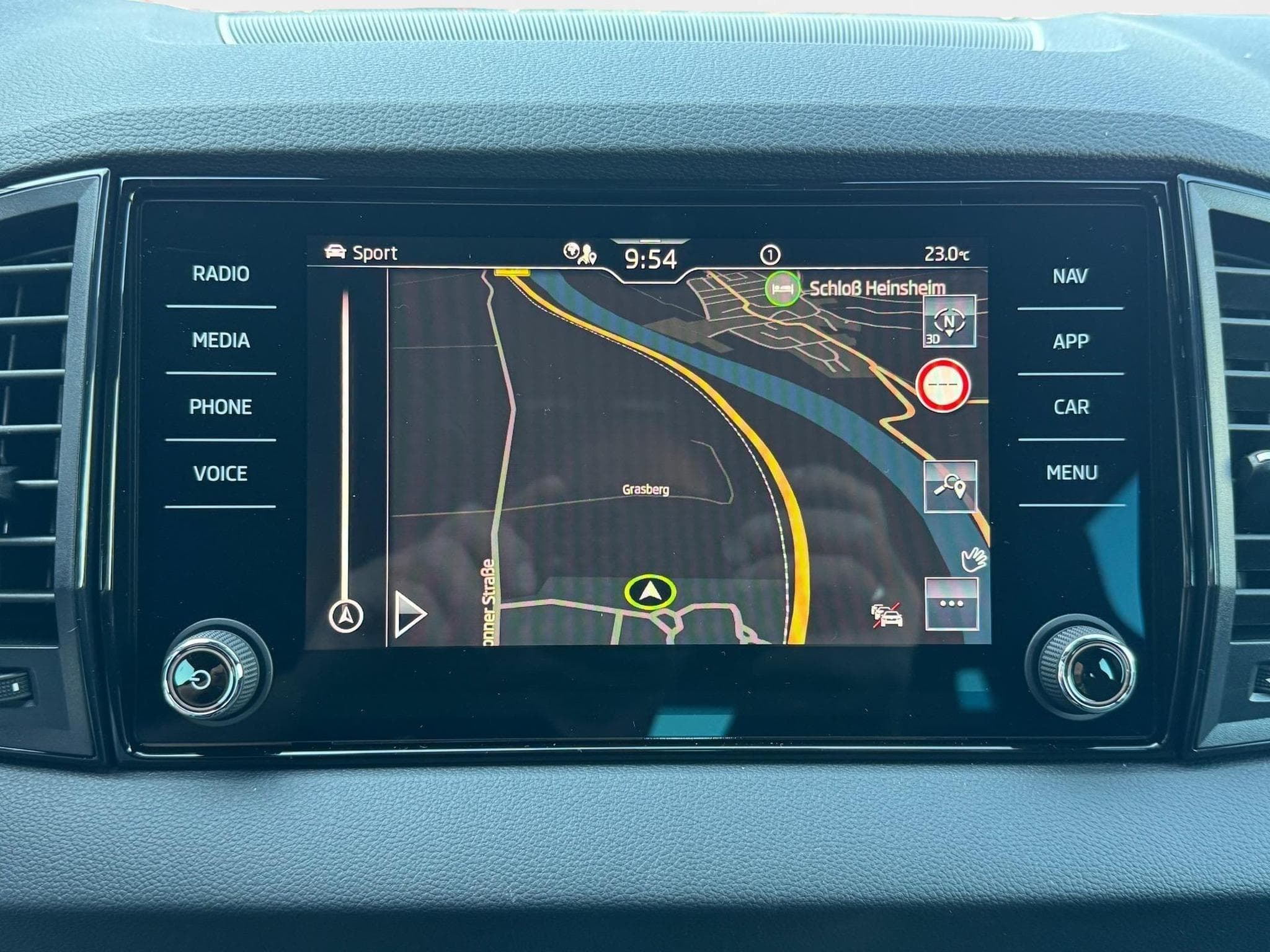 Skoda Karoq Sportline (2026) - Photo 19