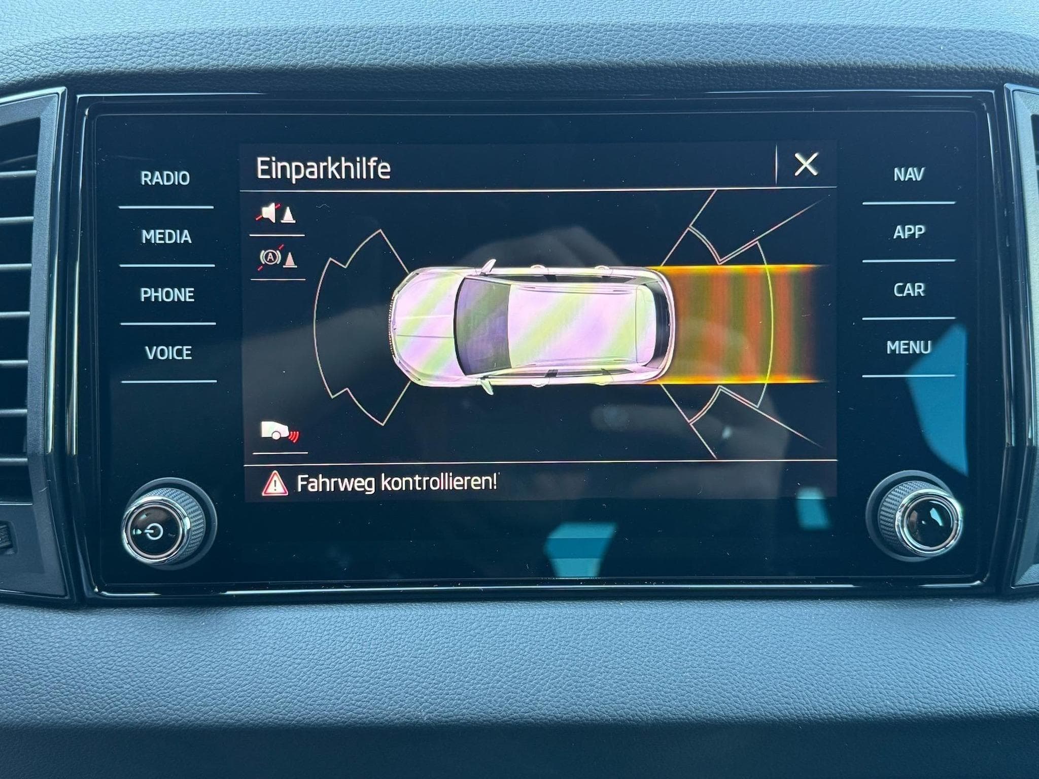 Skoda Karoq Sportline (2026) - Photo 21