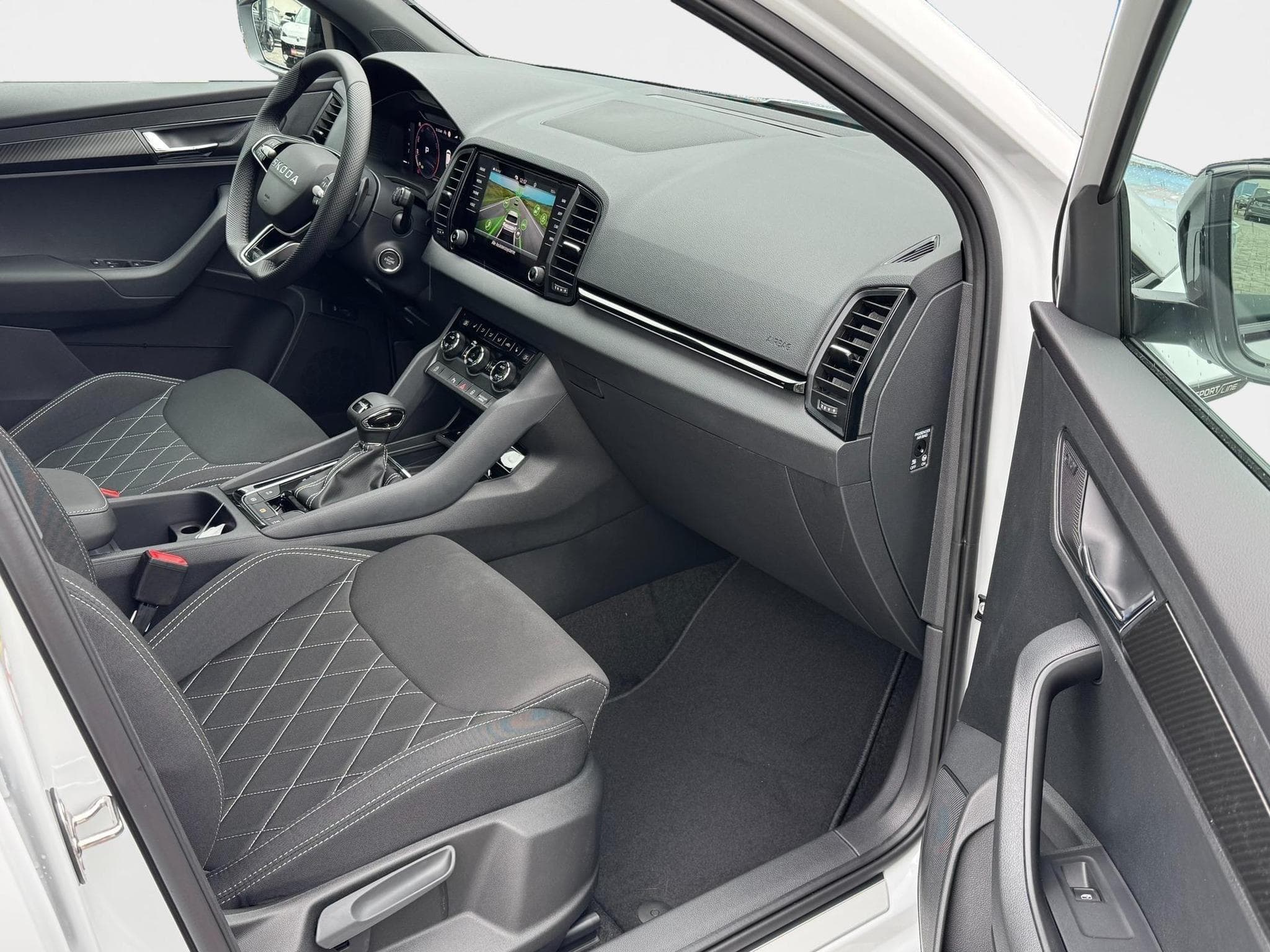 Skoda Karoq Sportline (2026) - Photo 8
