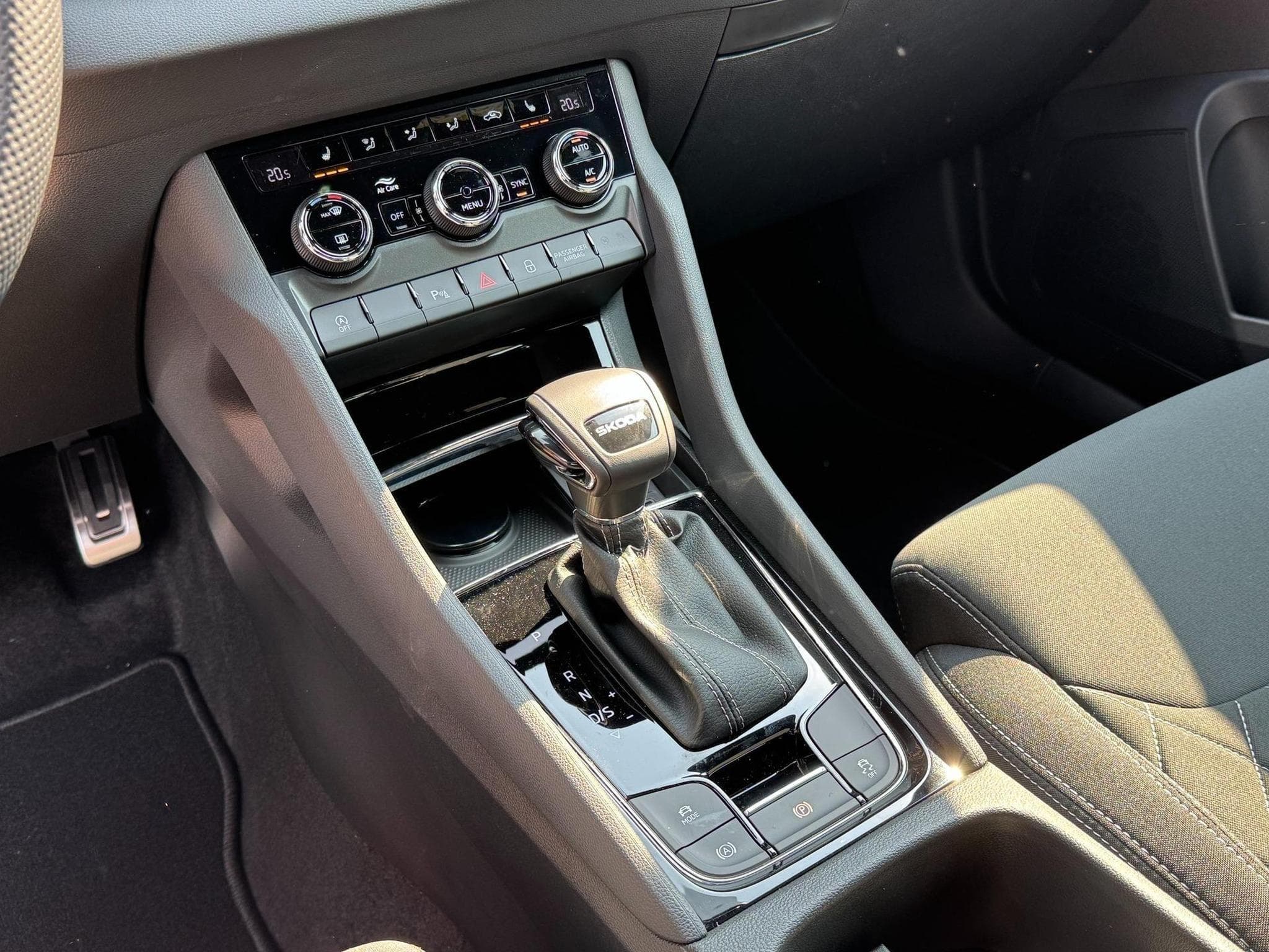 Skoda Karoq Sportline (2026) - Photo 15