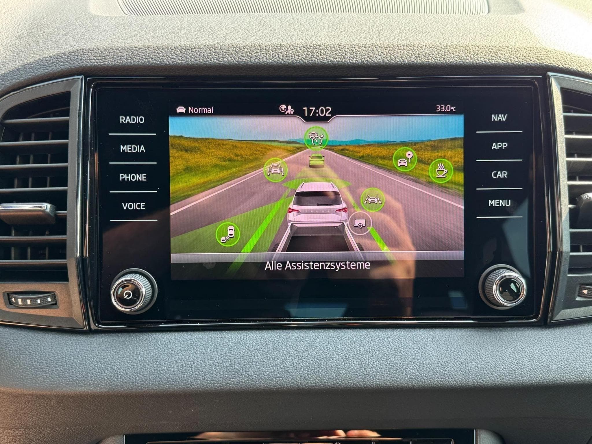 Skoda Karoq Sportline (2026) - Photo 18