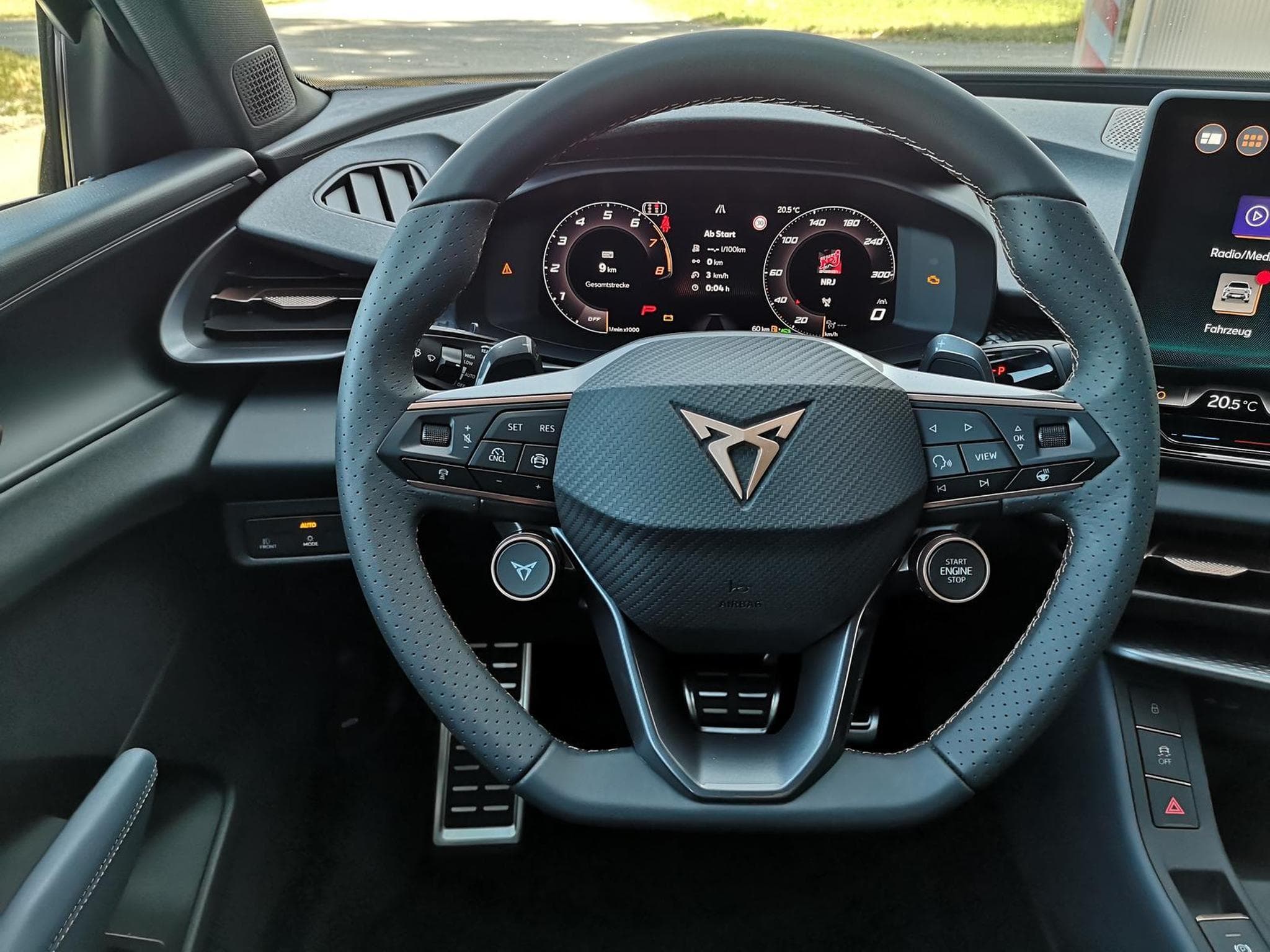 Cupra Terramar 2.0 TSI 195 kW 4Drive VZ (2026) - Photo 6