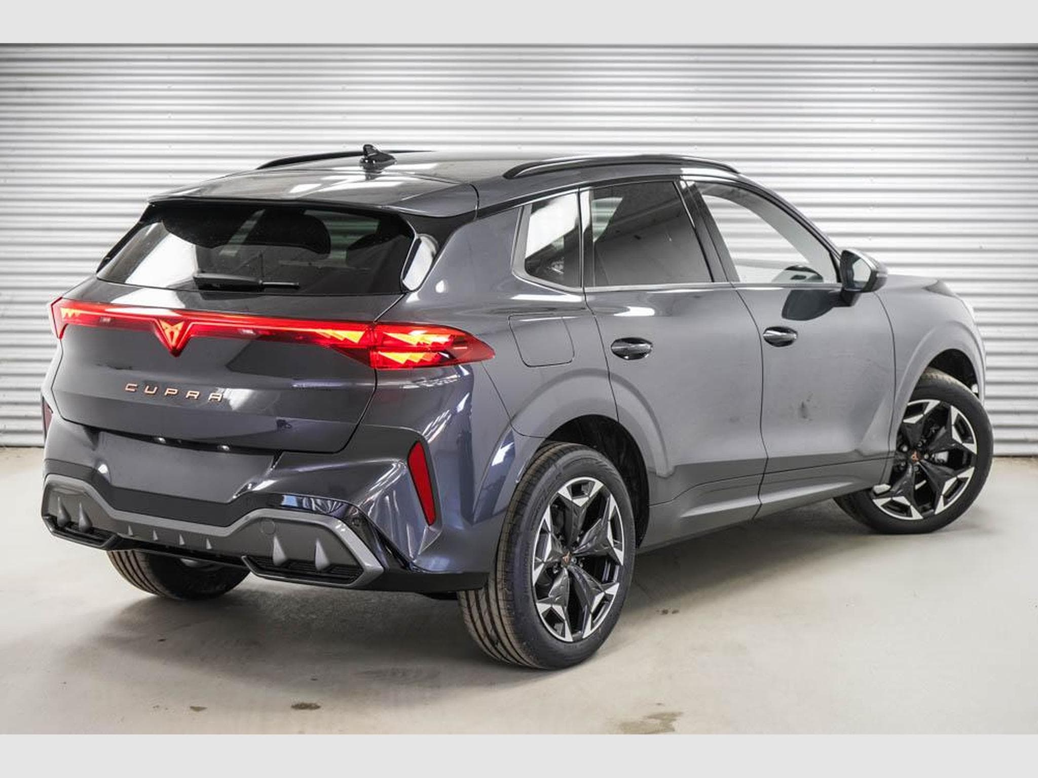 Cupra Terramar 1,5 eTSI DSG (2026) - Photo 3