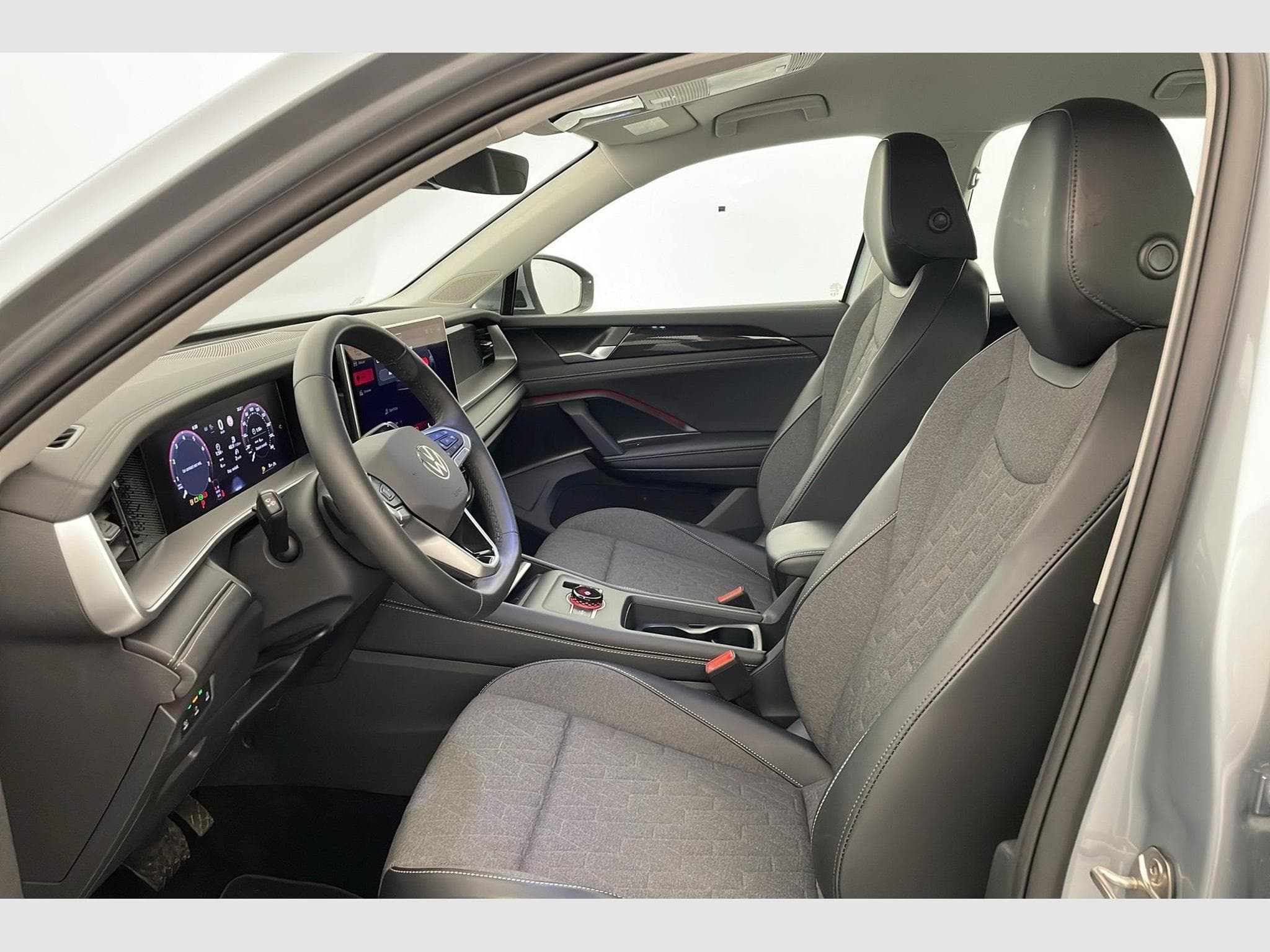 VW Tayron Life Plus 7pl (2025) - Photo 16