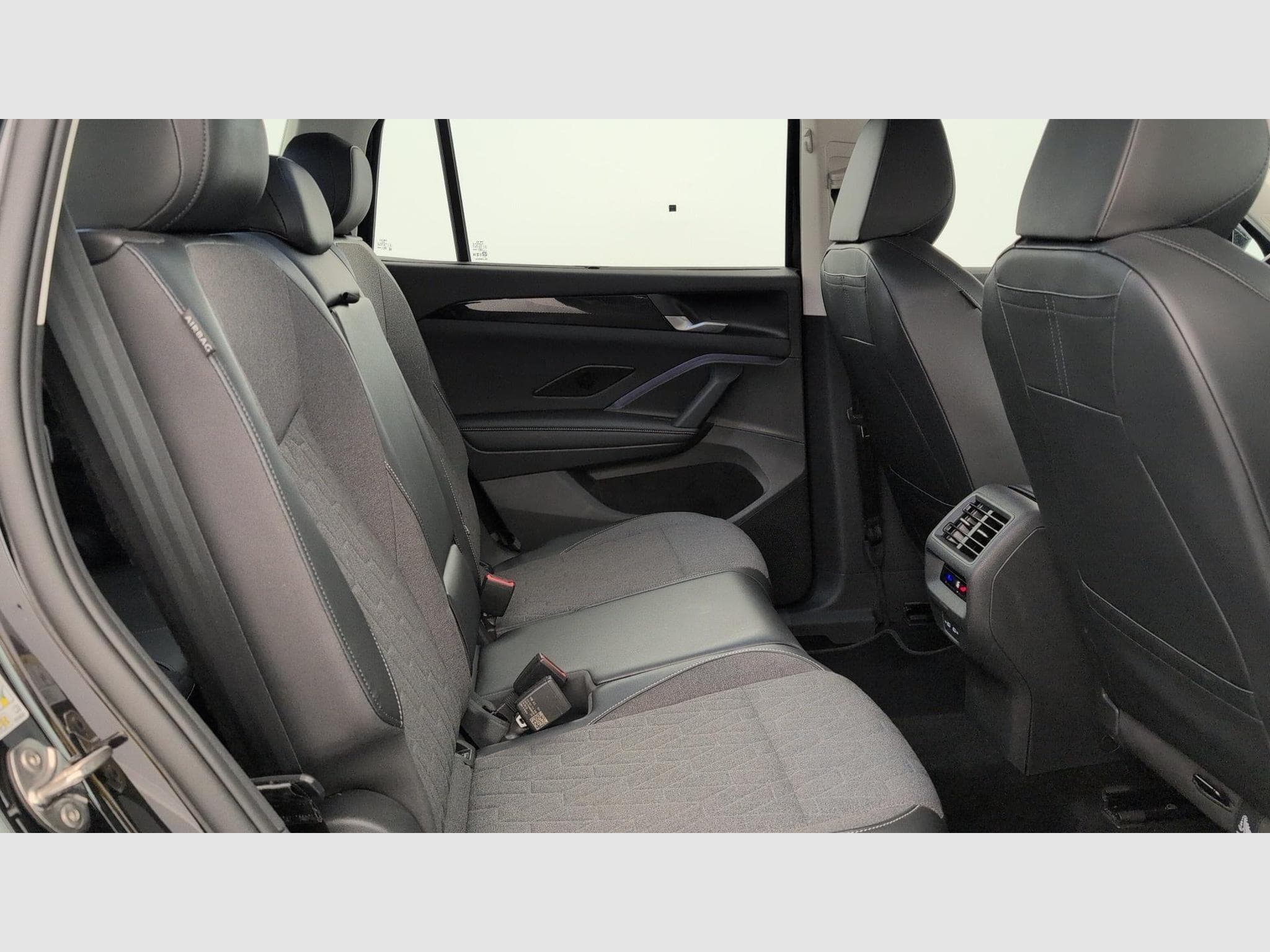 VW Tayron Life Plus 7pl (2025) - Photo 10